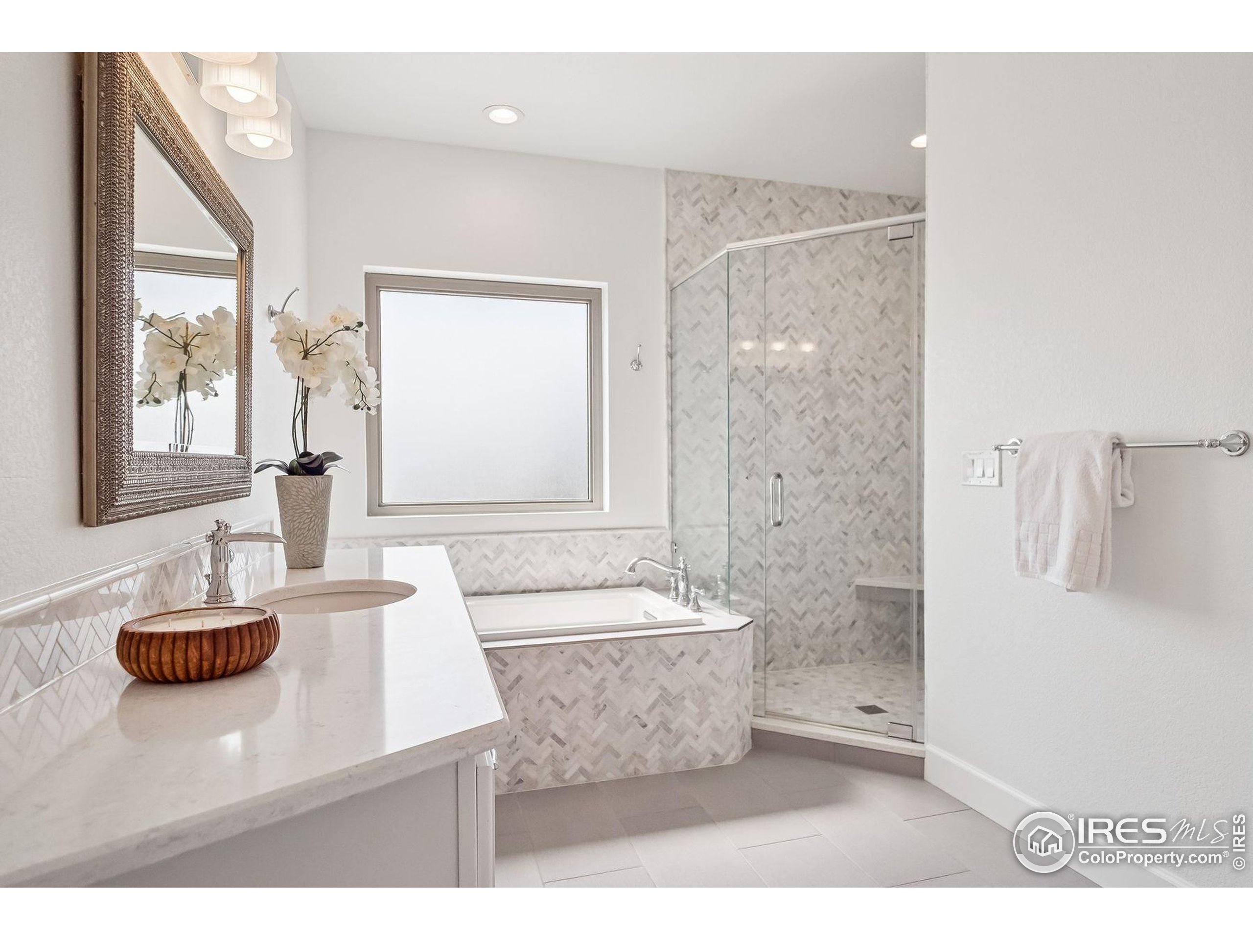 3300 Continental Cir