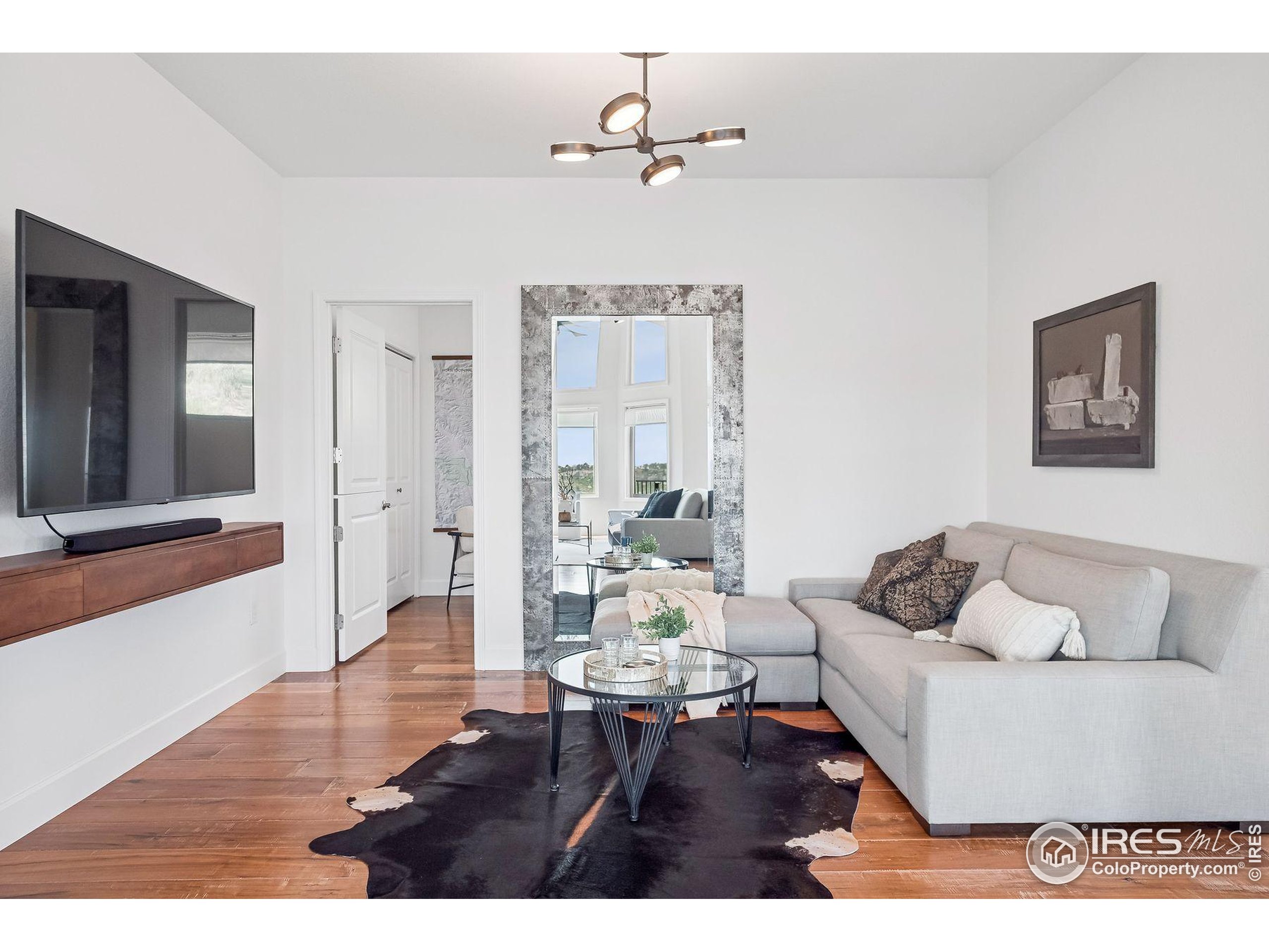 3300 Continental Cir