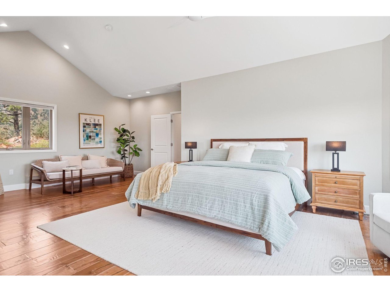 3300 Continental Cir