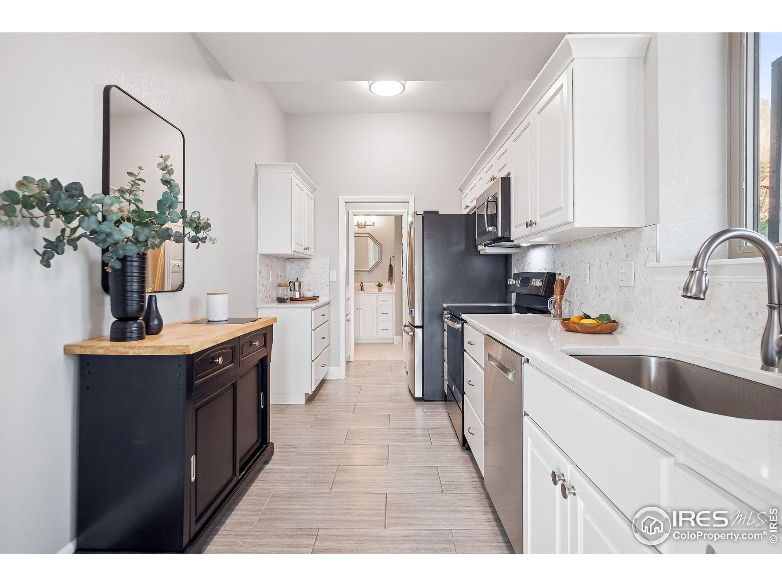 3300 Continental Cir