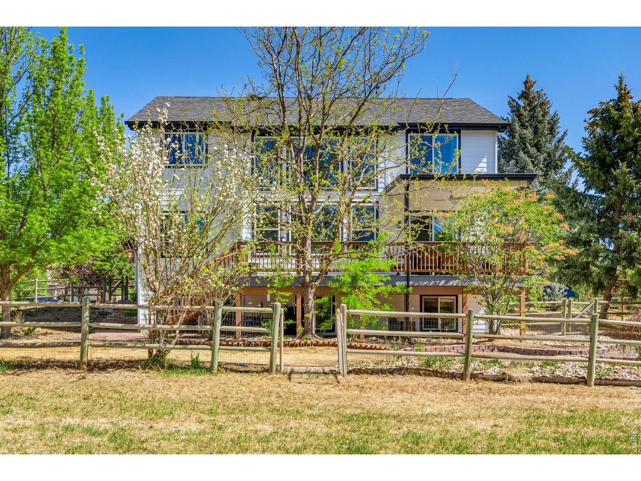 11693 Montgomery Cir