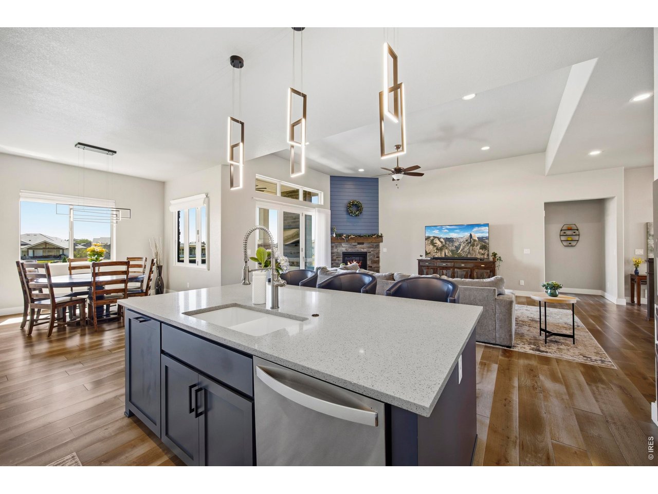 2812 Heron Lakes Pkwy