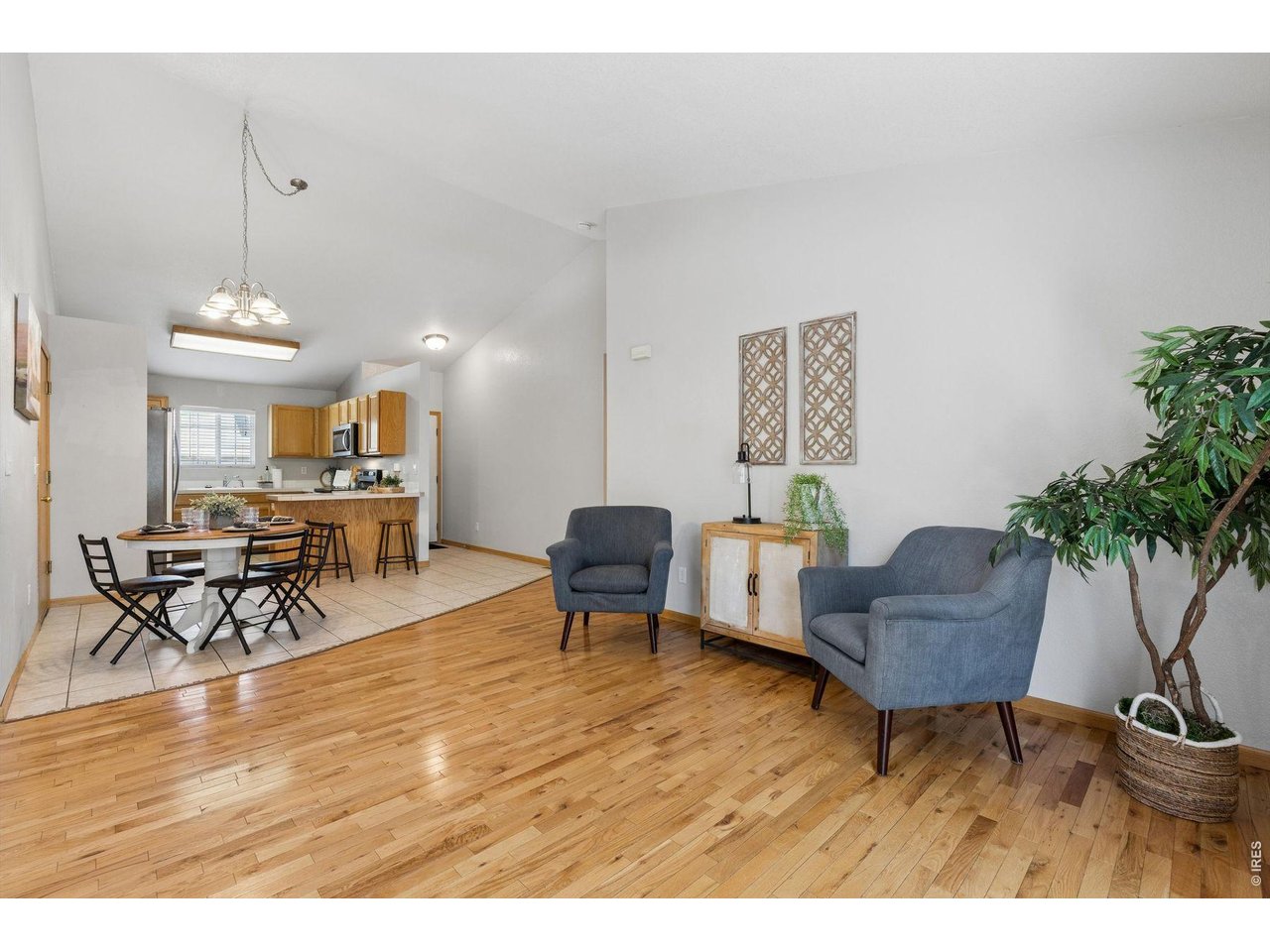 4121 La Junta Dr