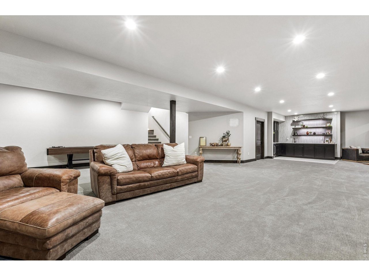 2355 Sugarloaf Rd