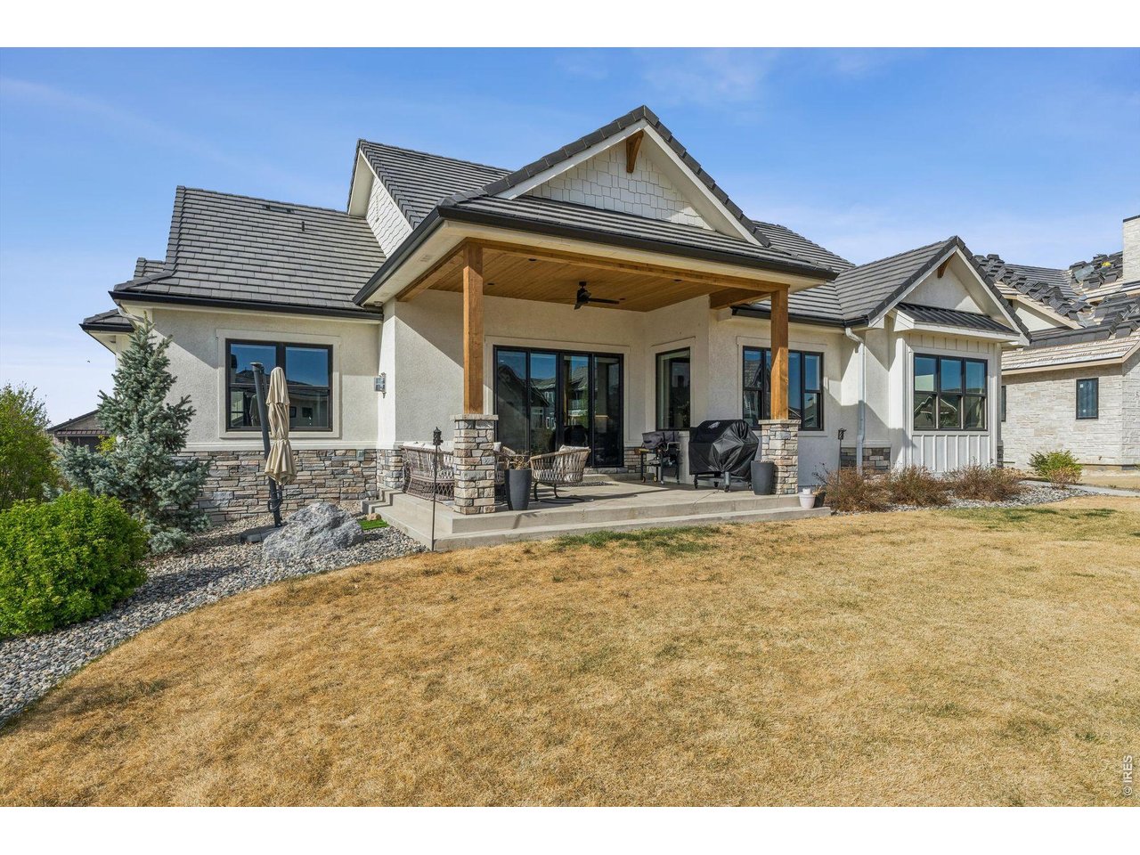 2355 Sugarloaf Rd