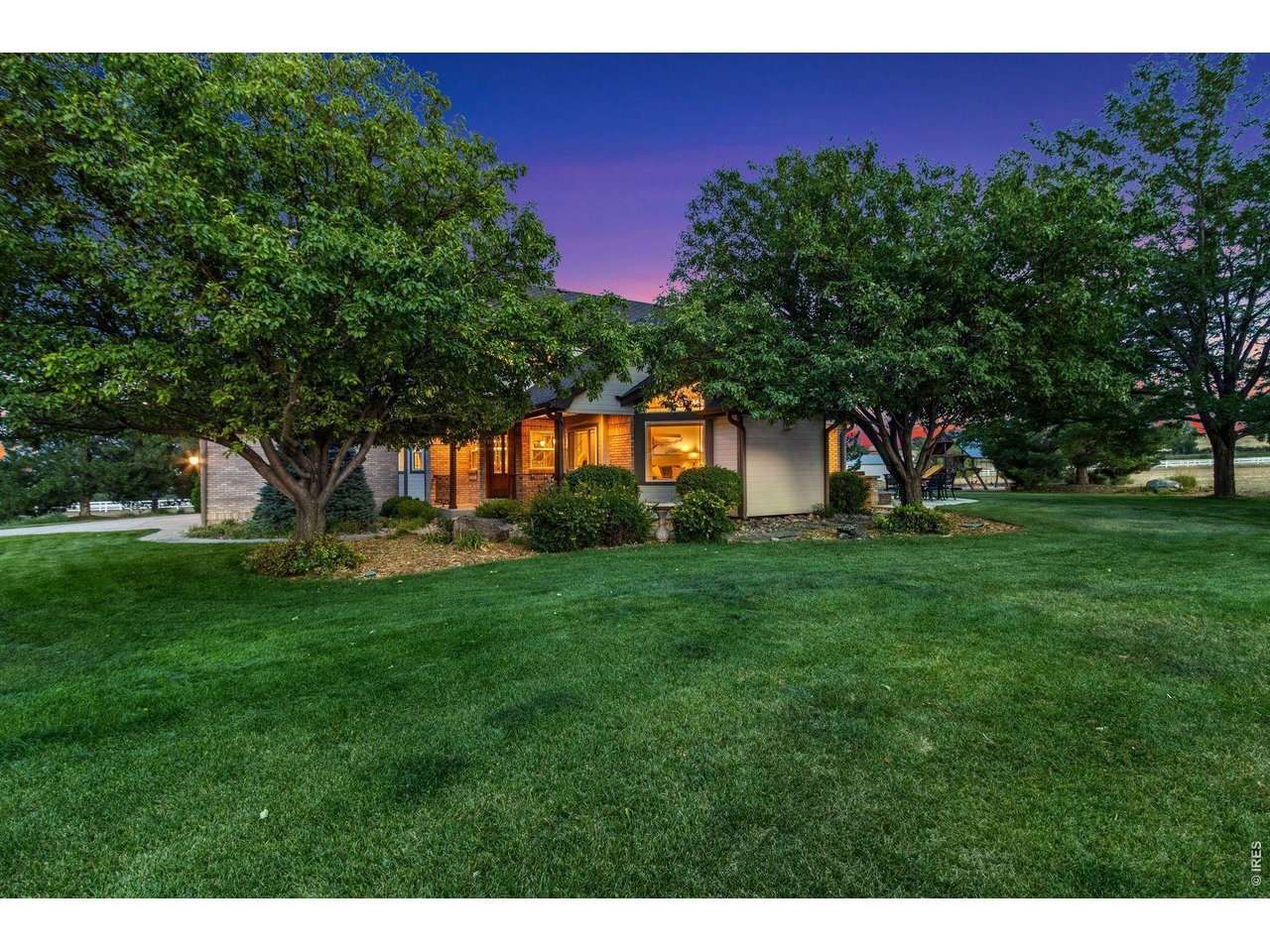 5714 Bluff Ln