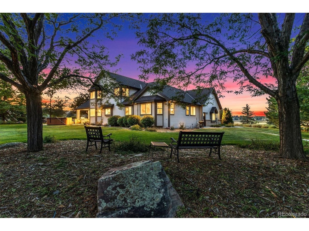 5714 Bluff Ln