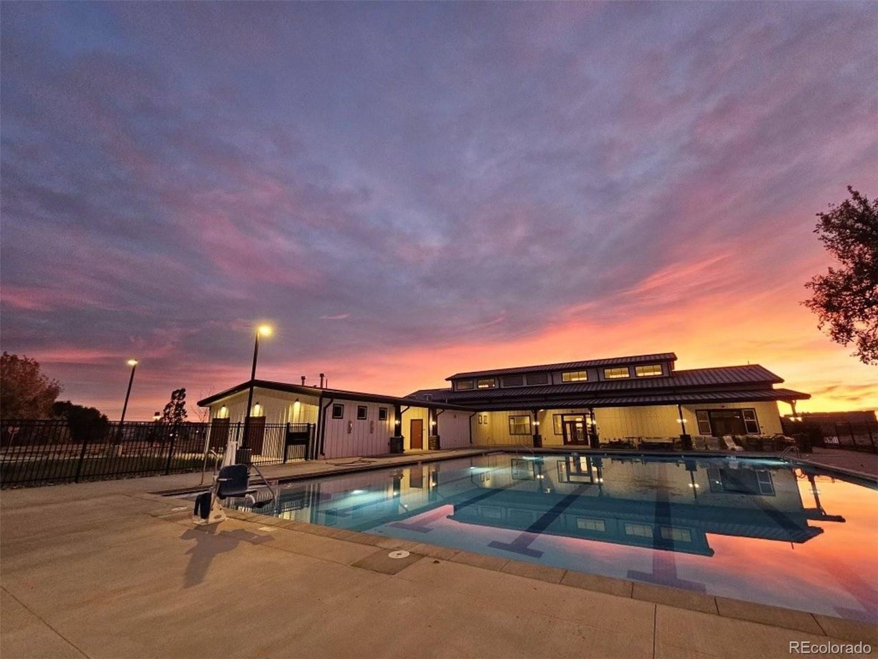 5243 Cherrywood Ln