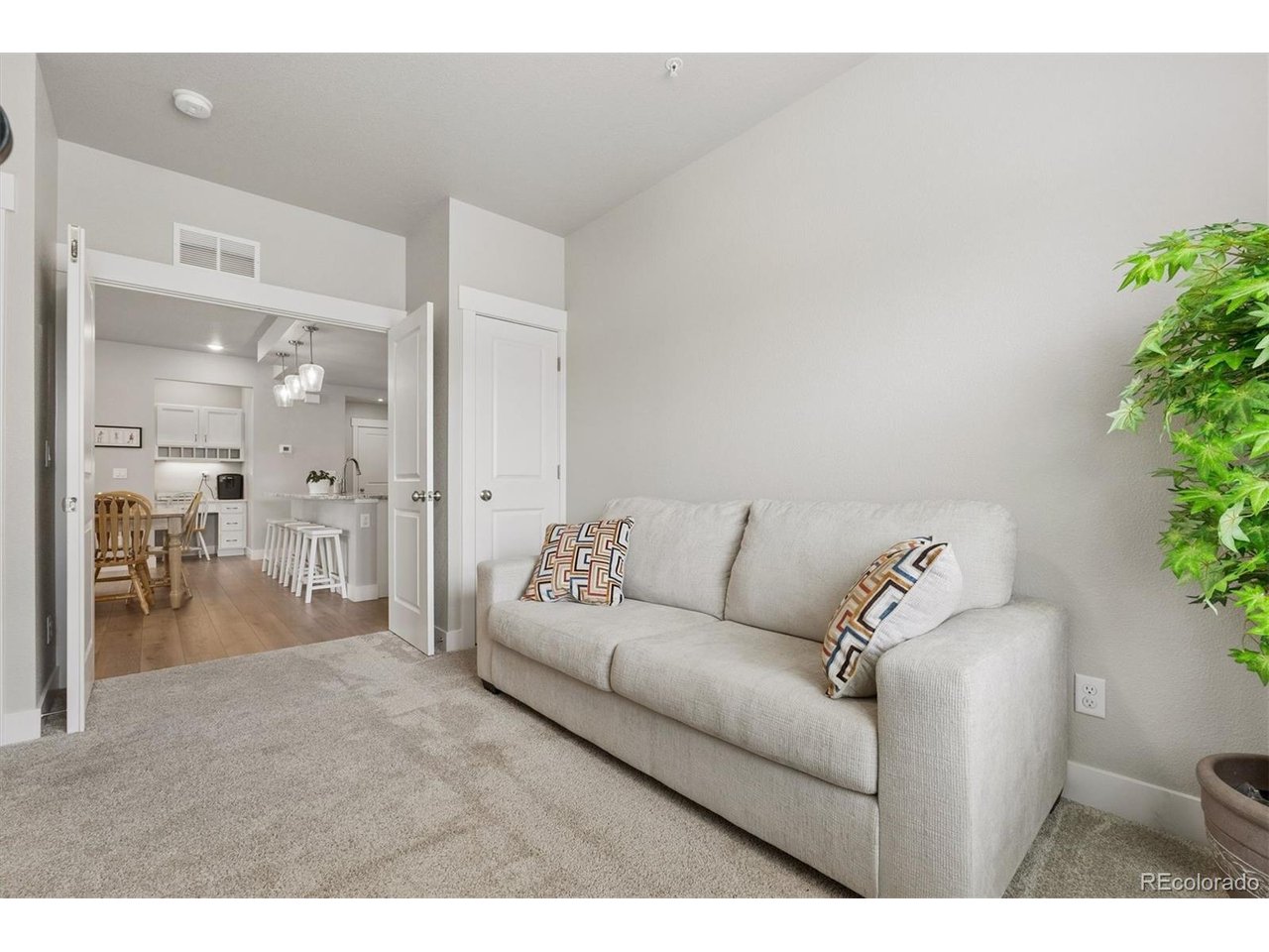 3425 Triano Creek Dr 104