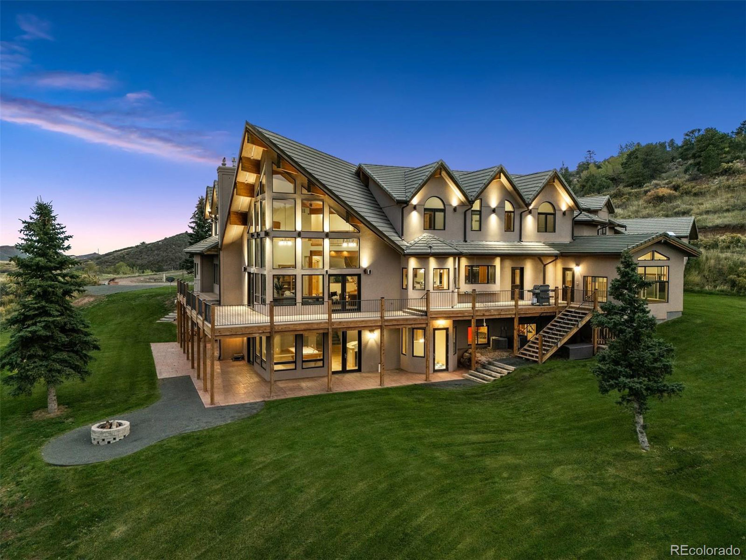 4736 Rim Rock Ridge Rd