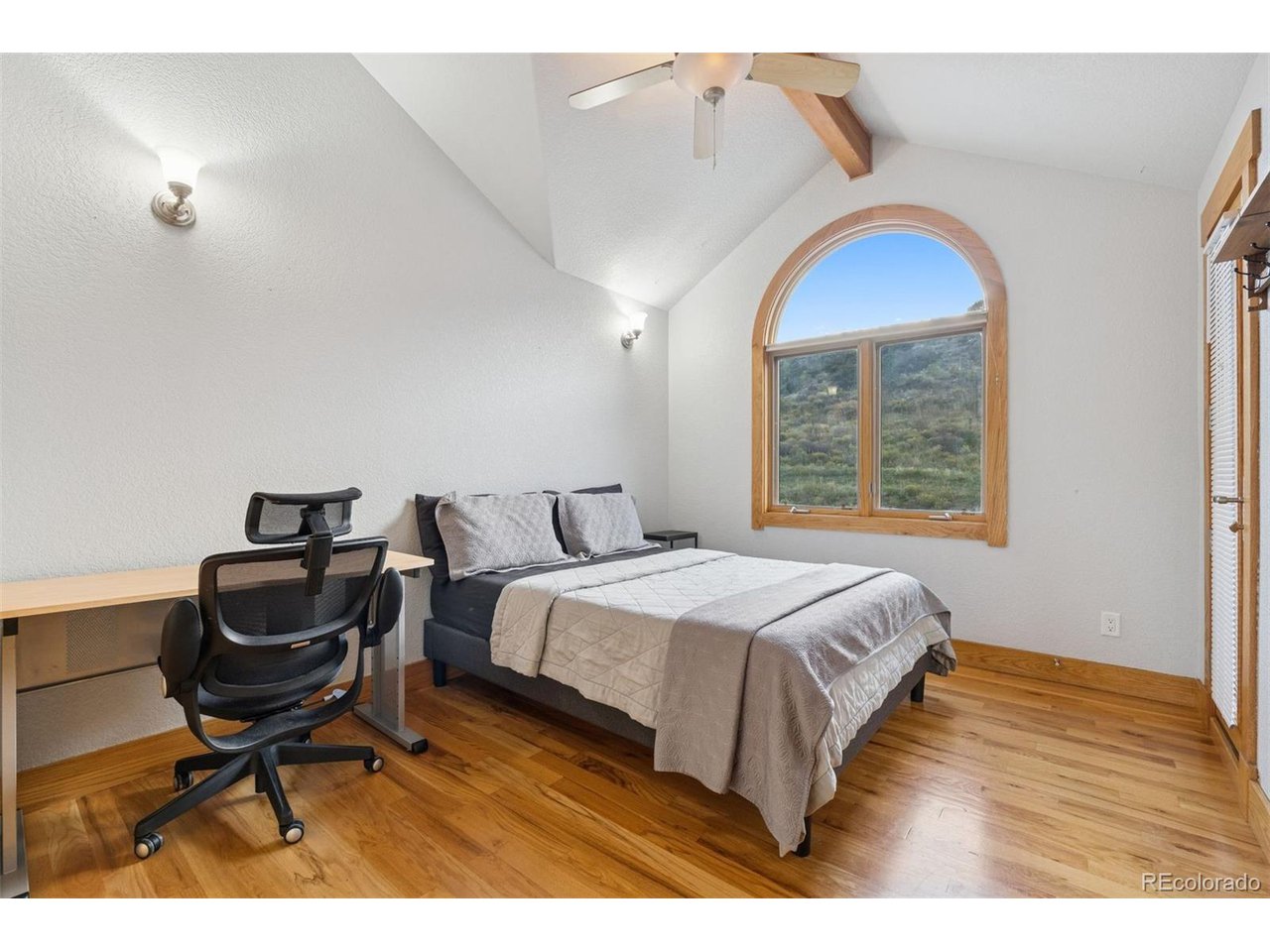 4736 Rim Rock Ridge Rd