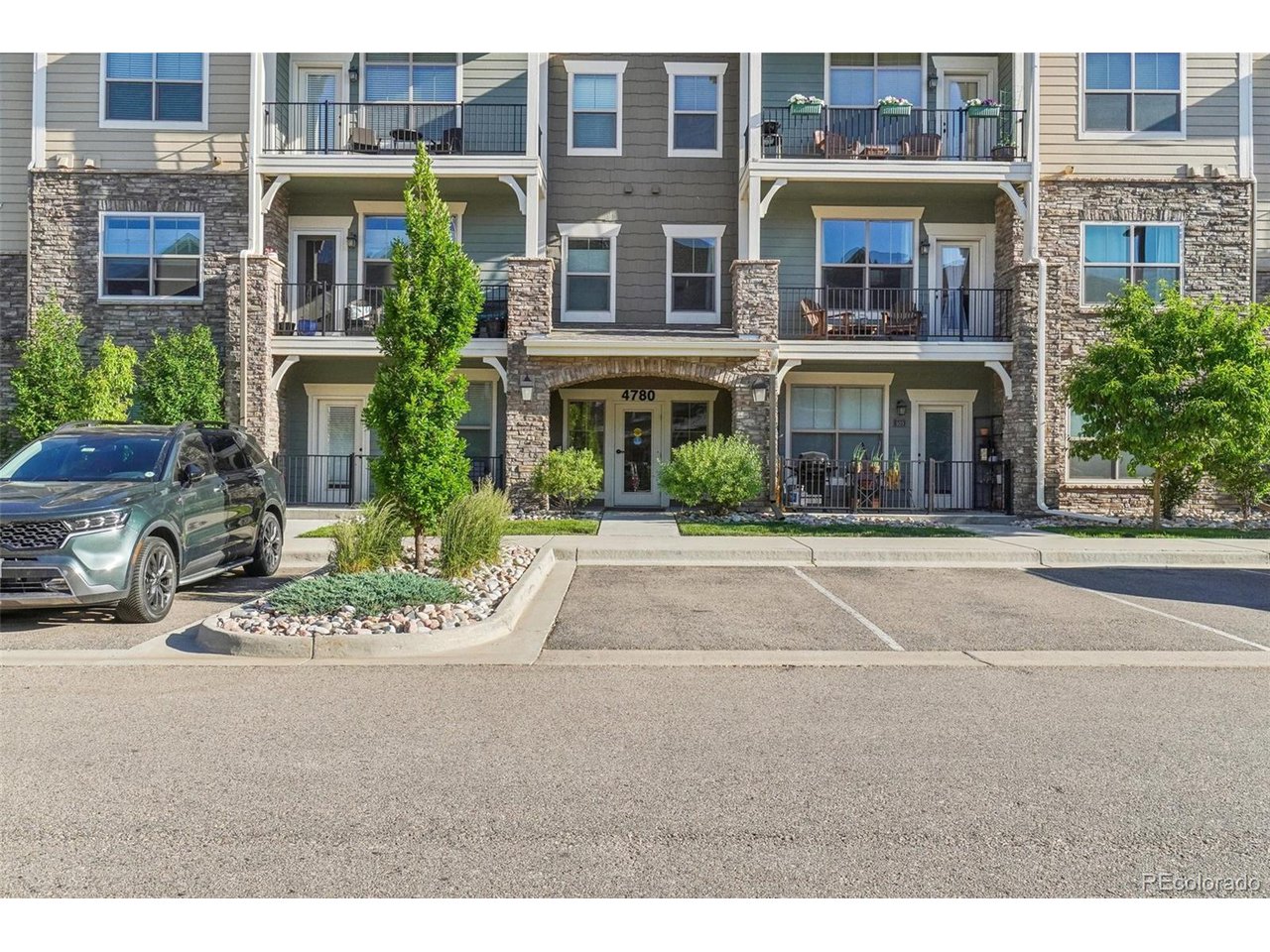 4780 Hahns Peak Dr 306