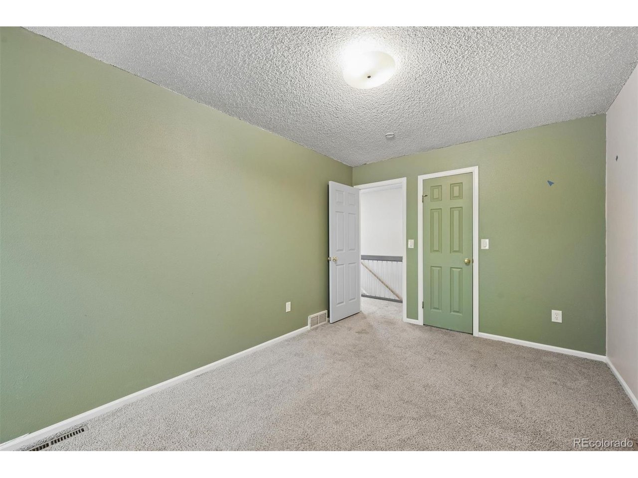 3000 Regatta Ln 3