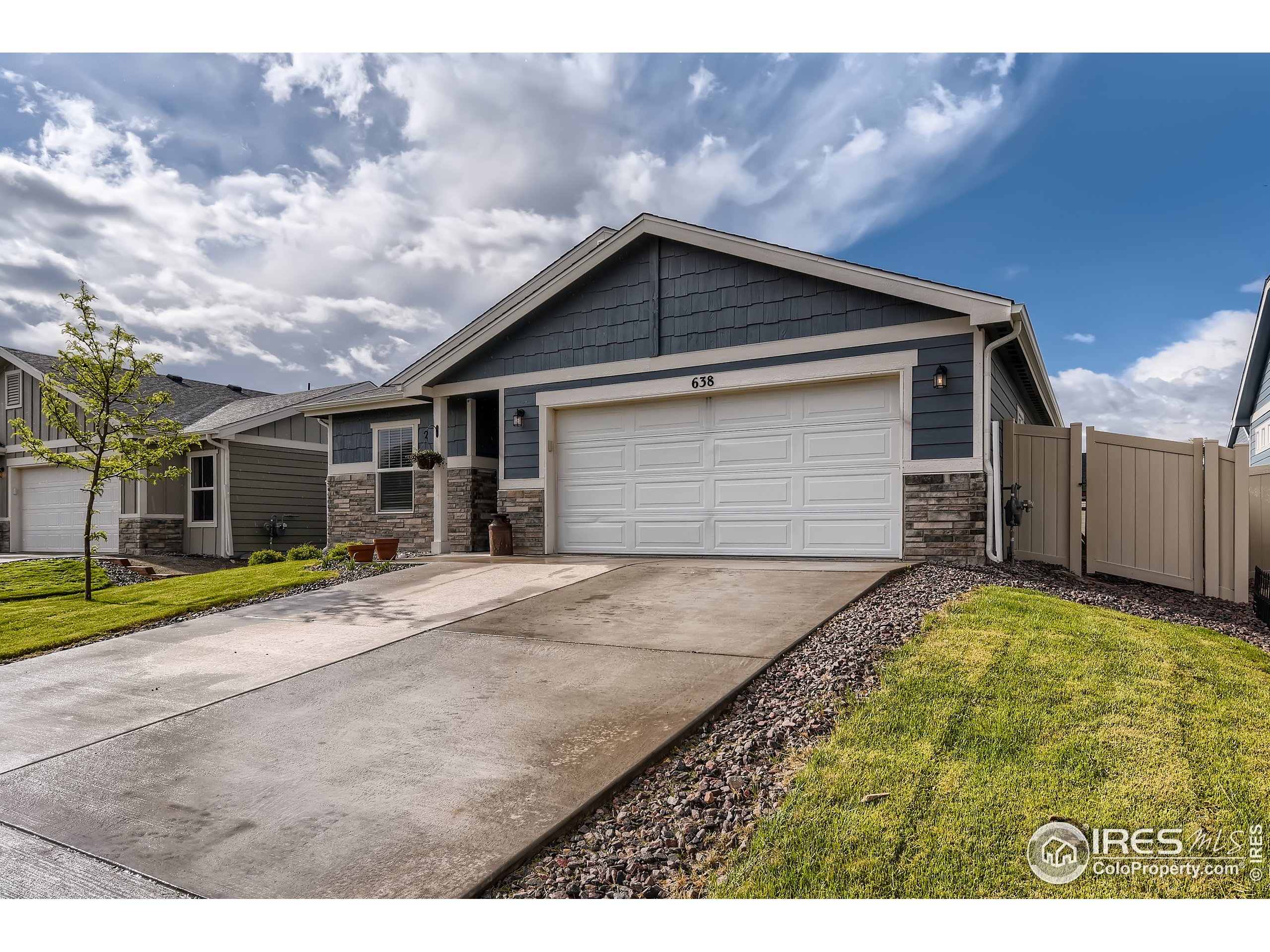 638 Overland Trl