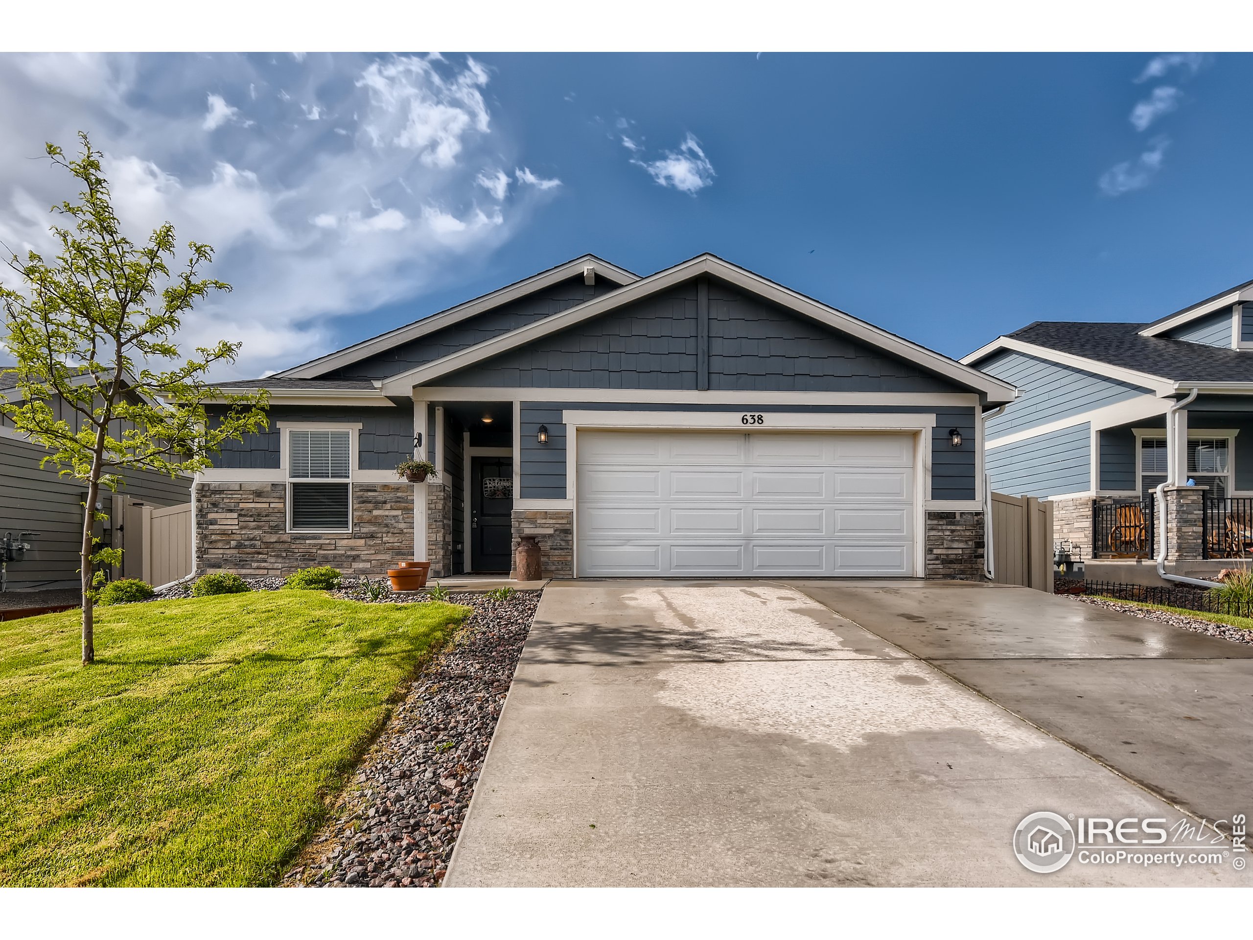 638 Overland Trl
