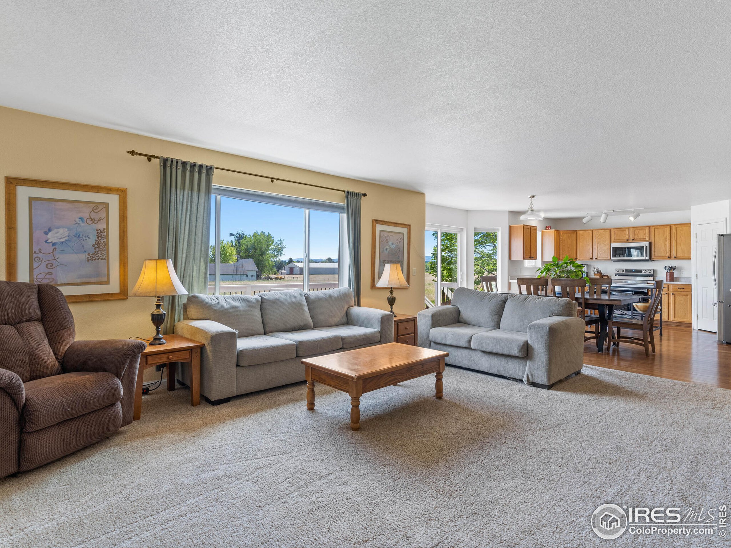 2039 Falcon Ridge Dr