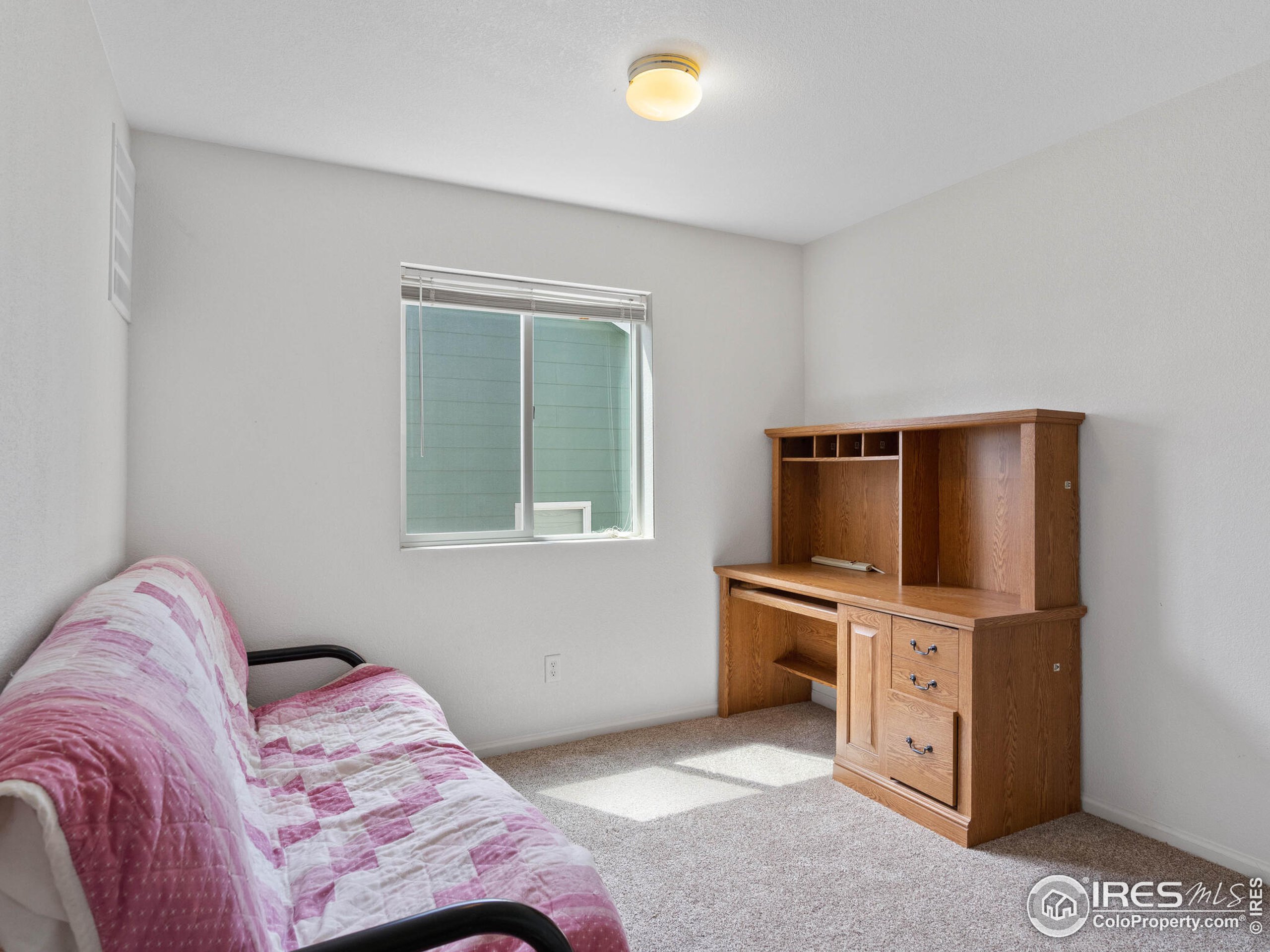 2039 Falcon Ridge Dr