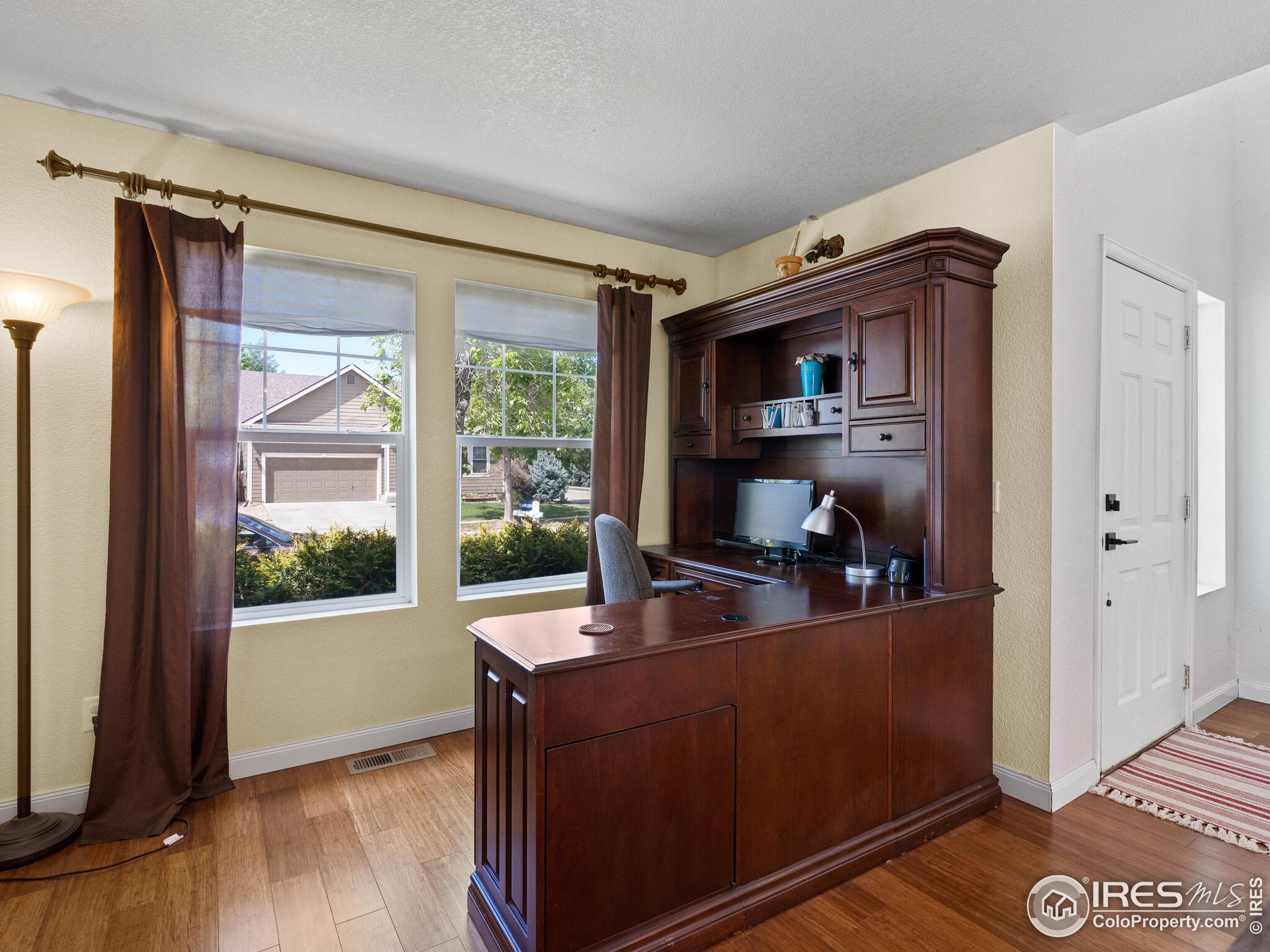 2039 Falcon Ridge Dr