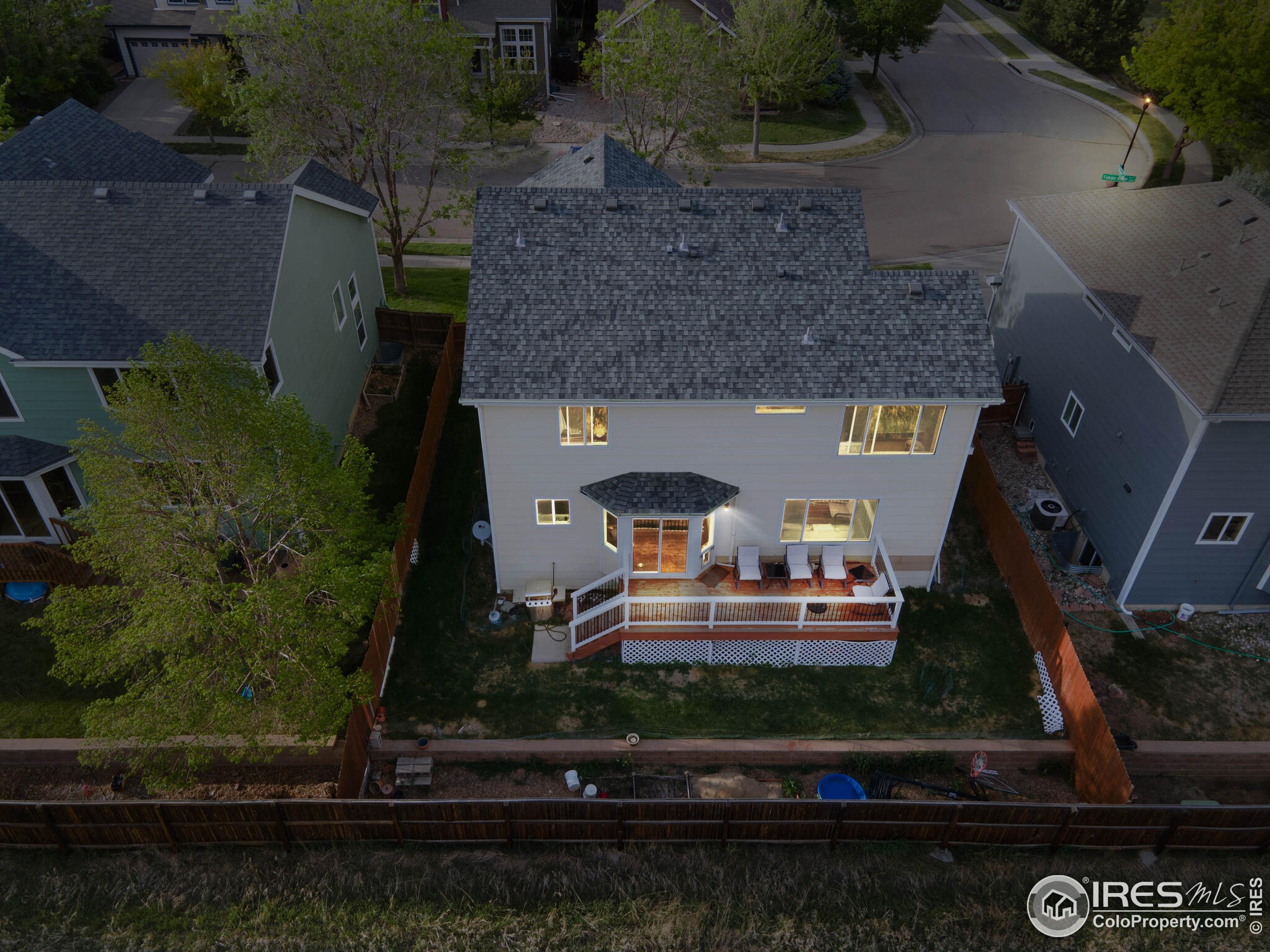 2039 Falcon Ridge Dr