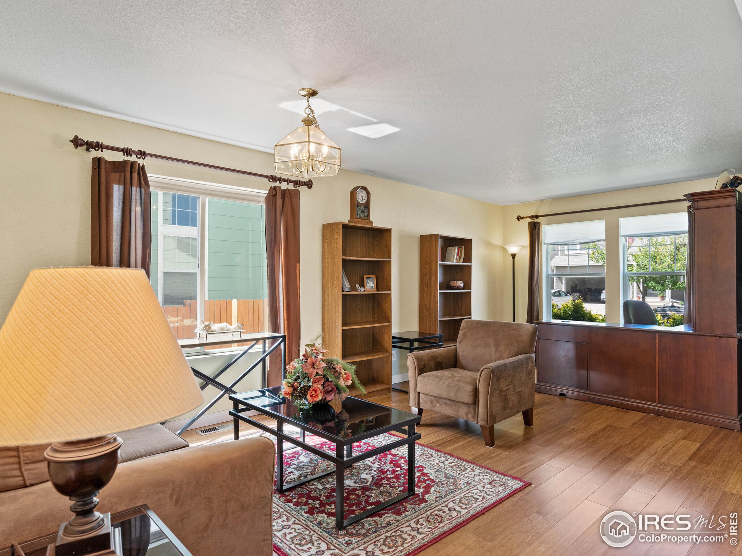 2039 Falcon Ridge Dr