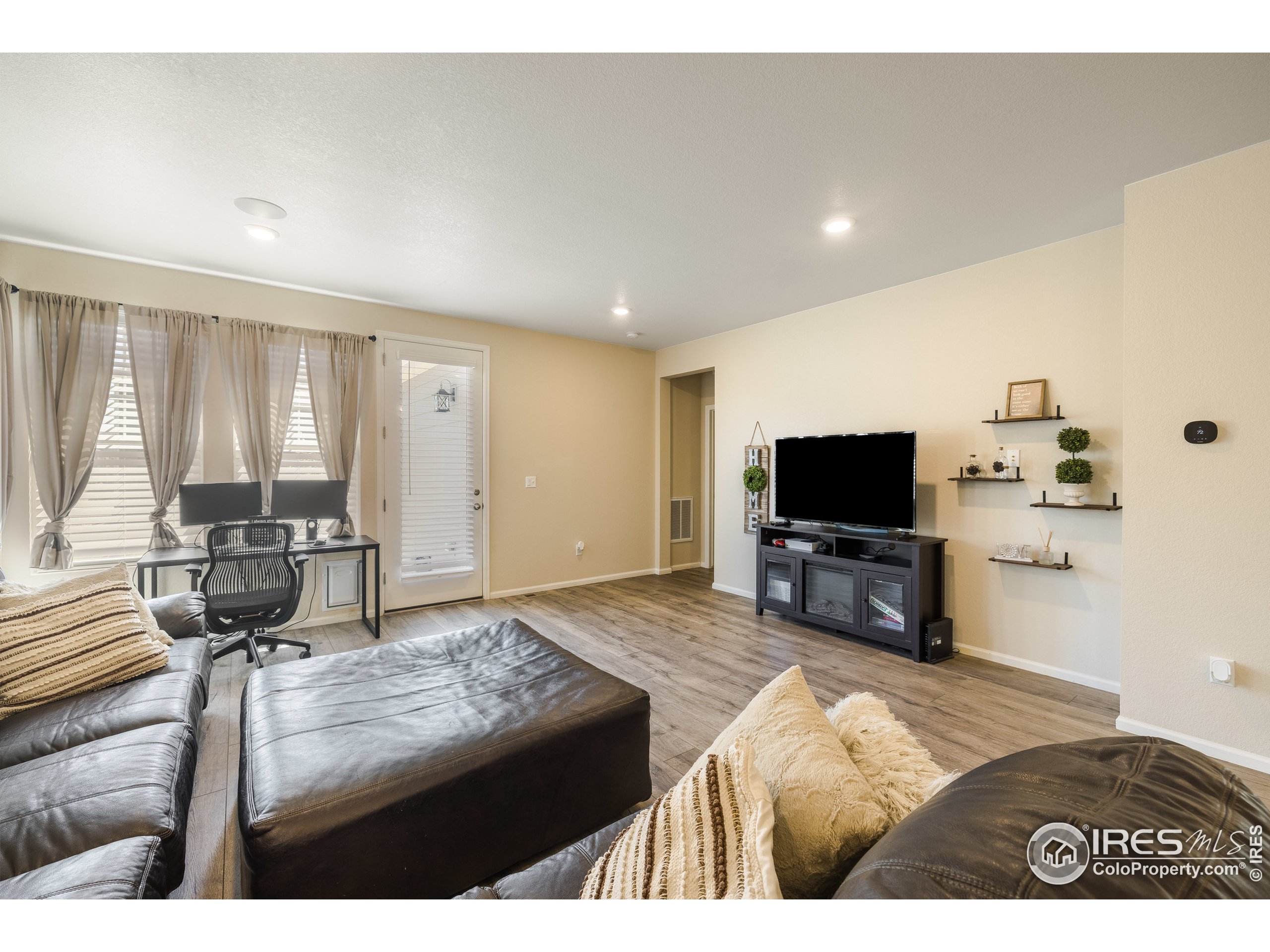 2924 Pawnee Creek Dr