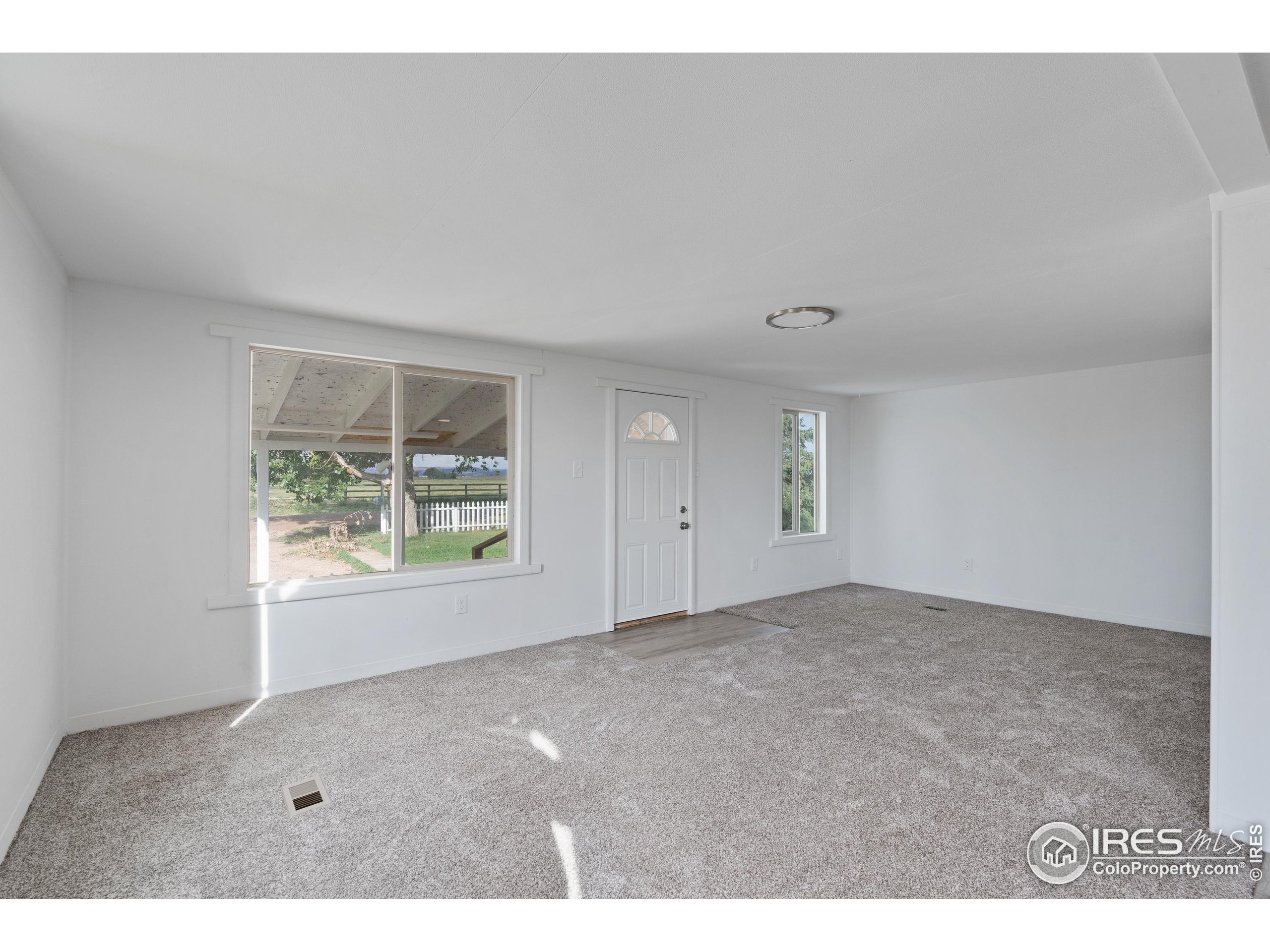 12016 N County Road 13