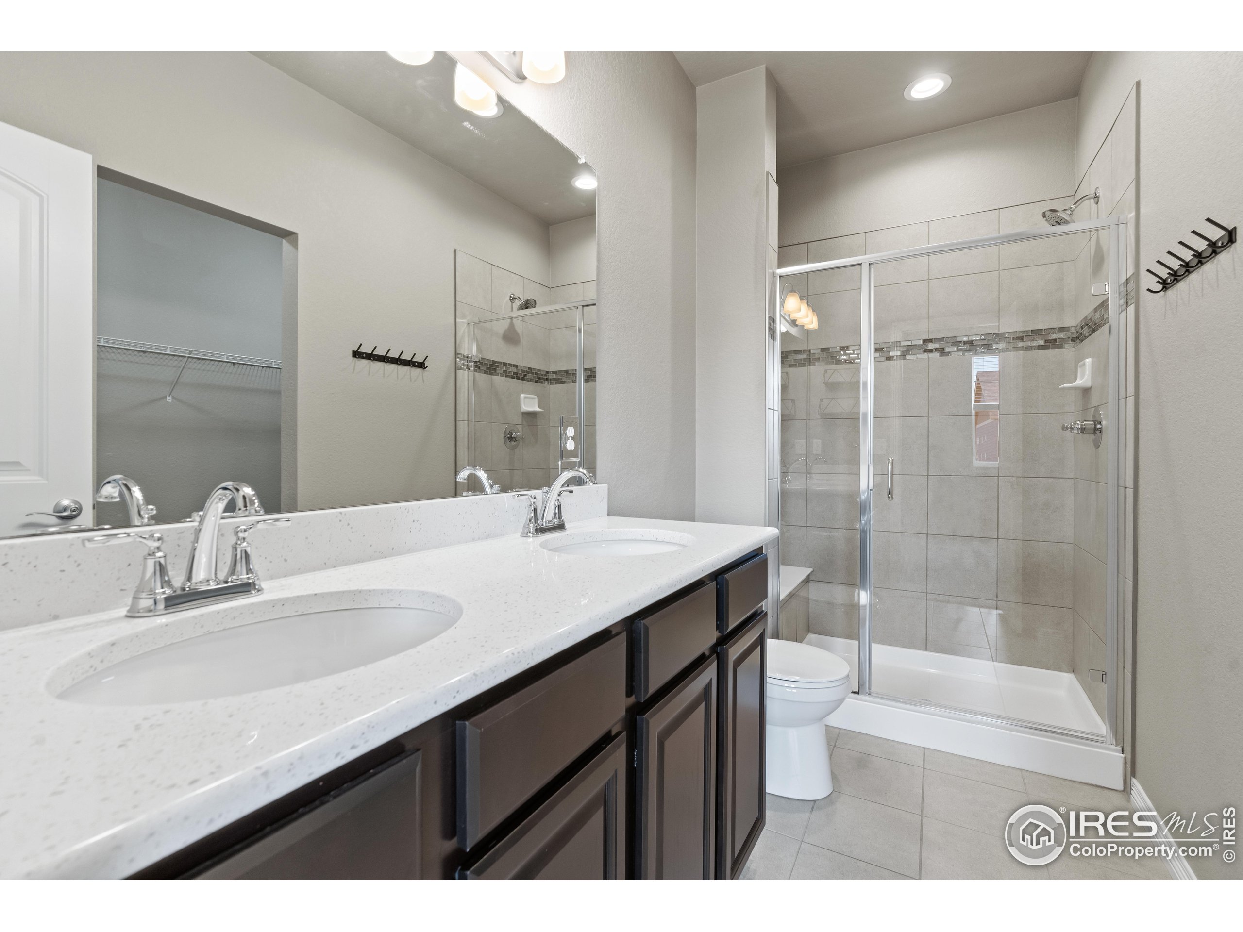 1686 Grand Ave Unit: 3