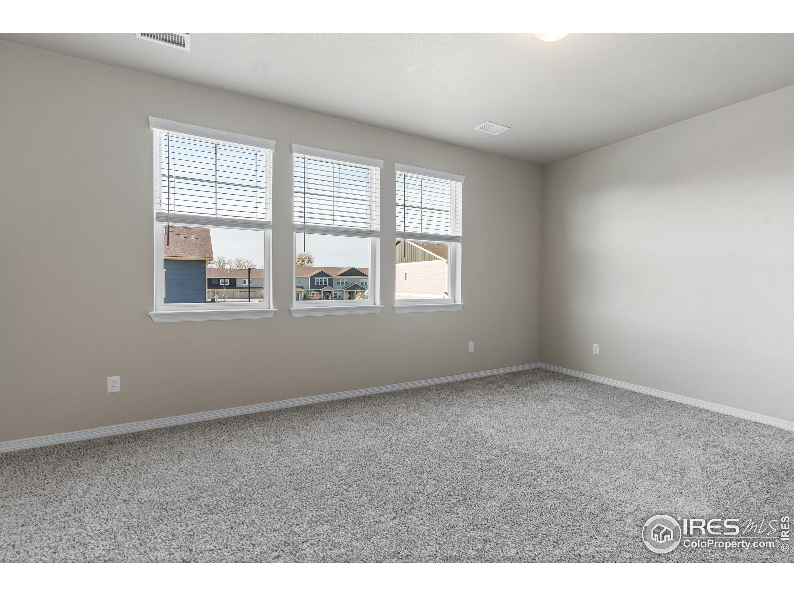 1686 Grand Ave Unit: 3