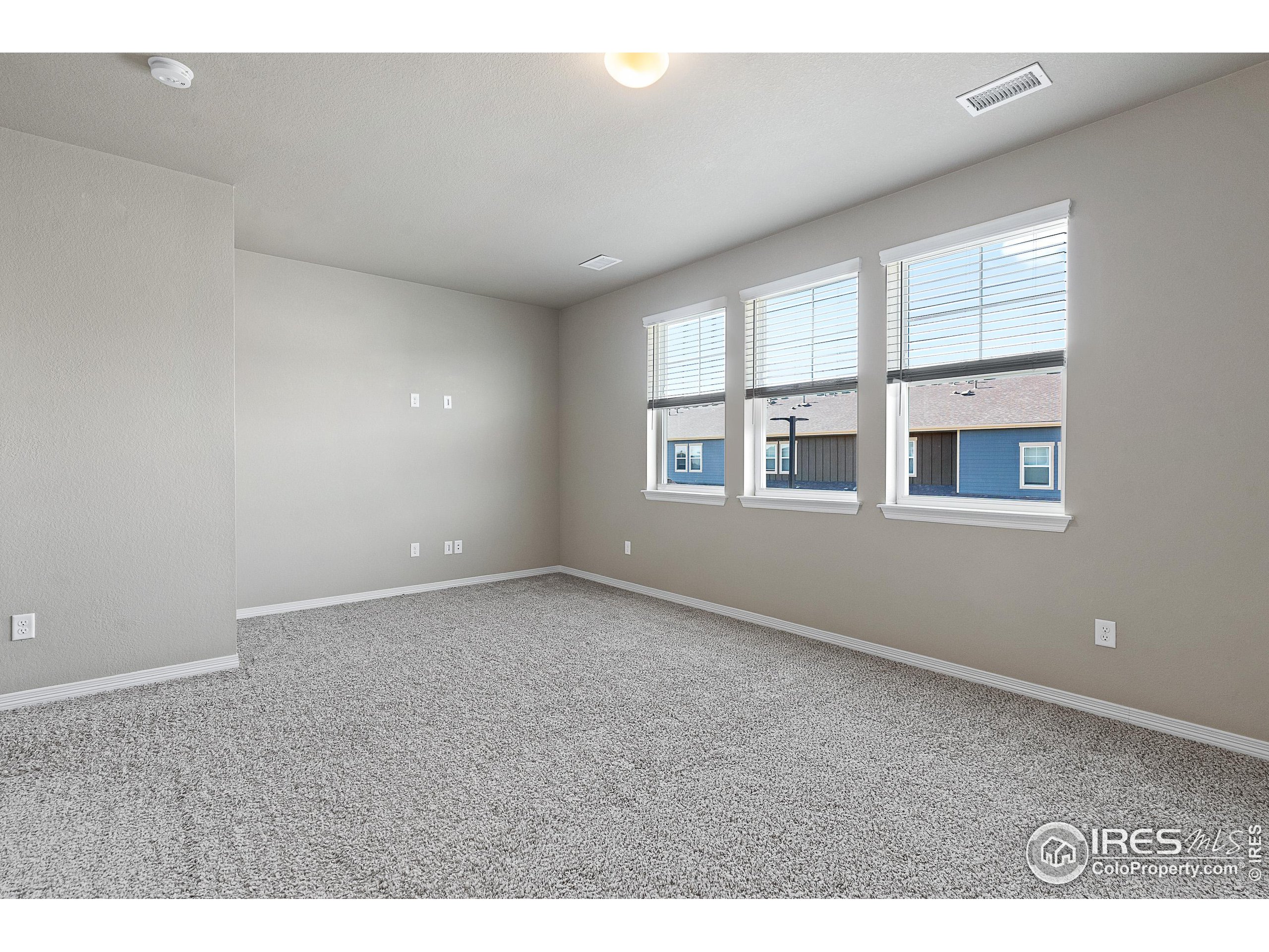 1686 Grand Ave Unit: 3