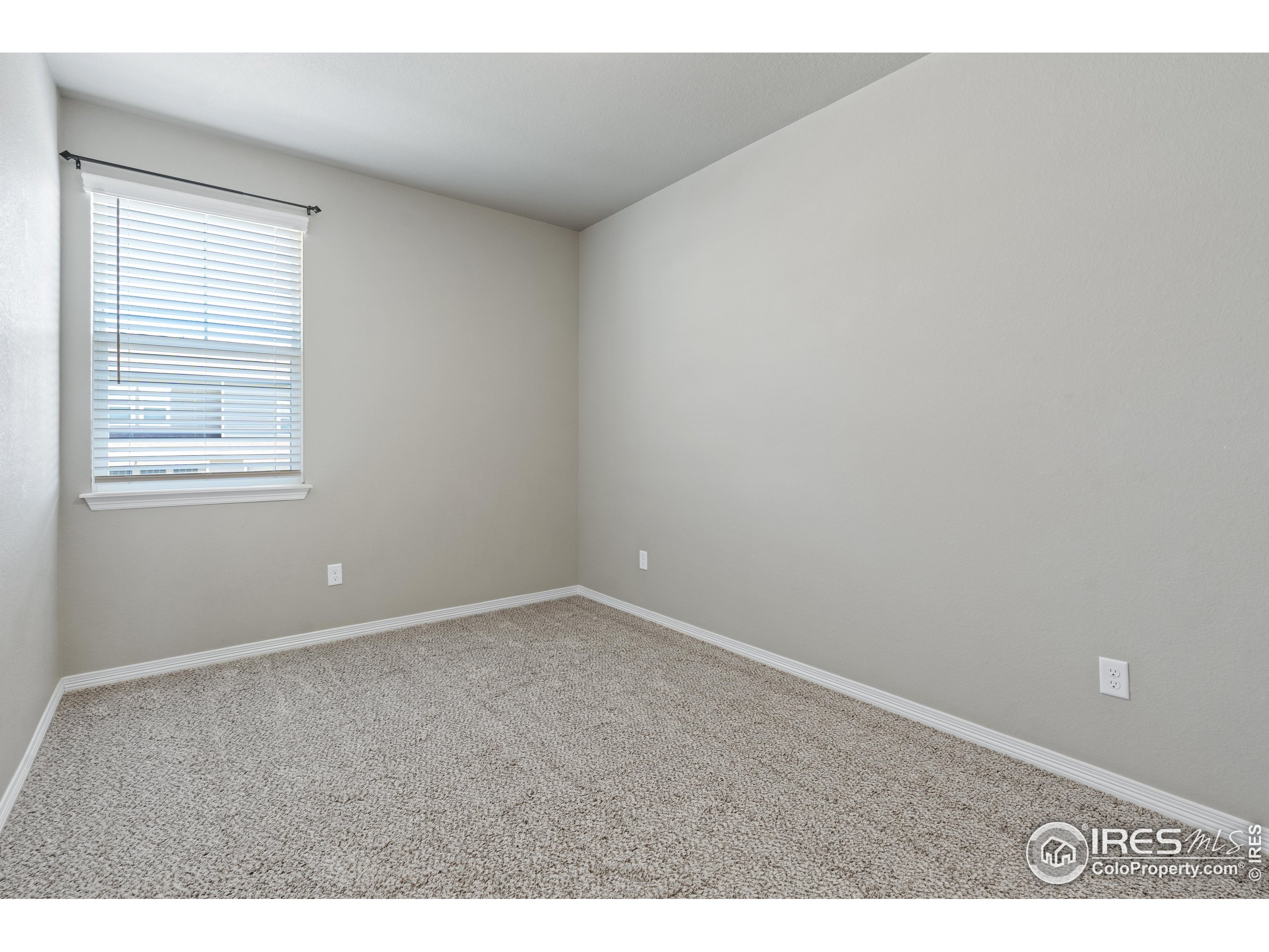 1686 Grand Ave Unit: 3