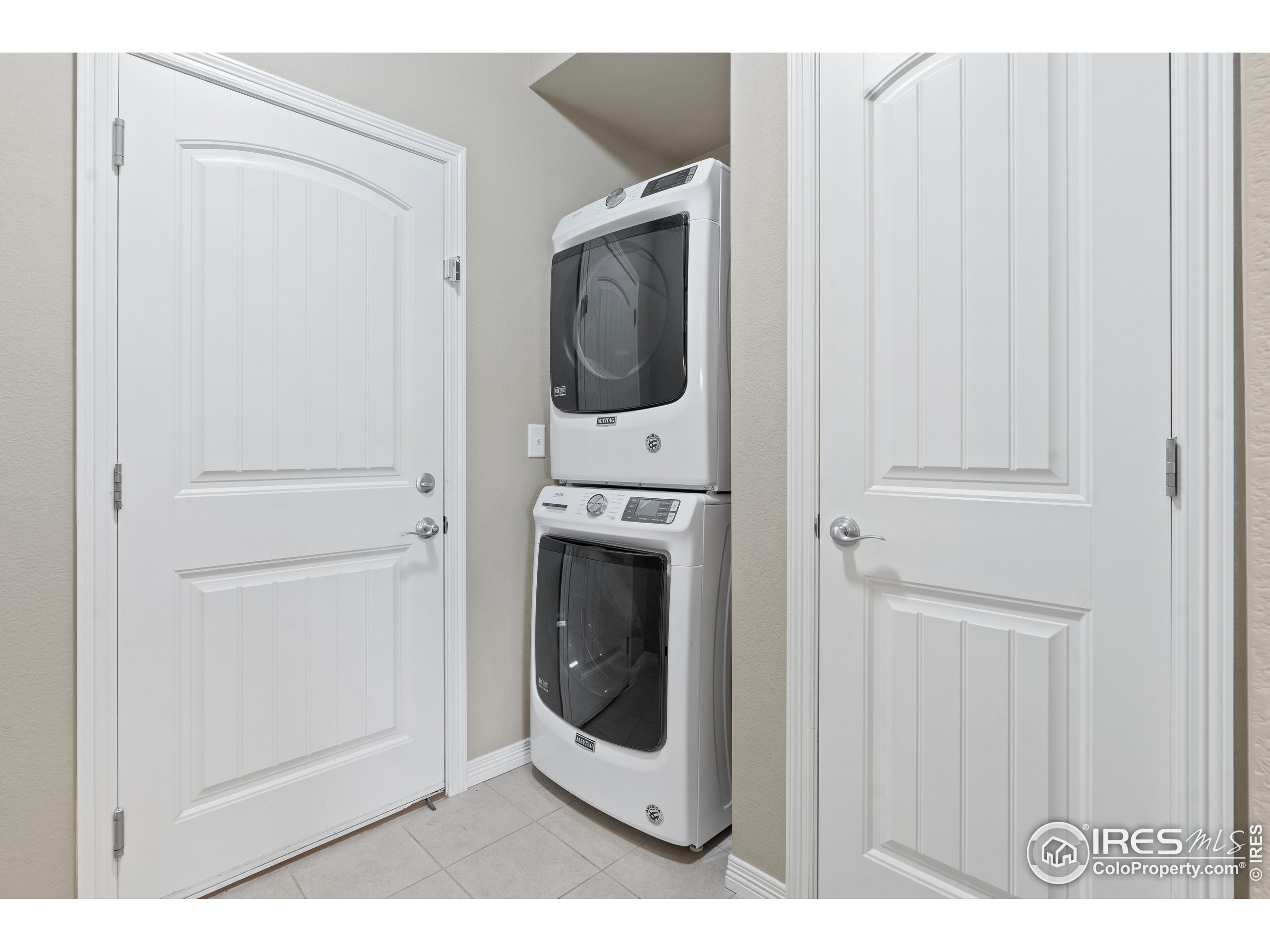 1686 Grand Ave Unit: 3