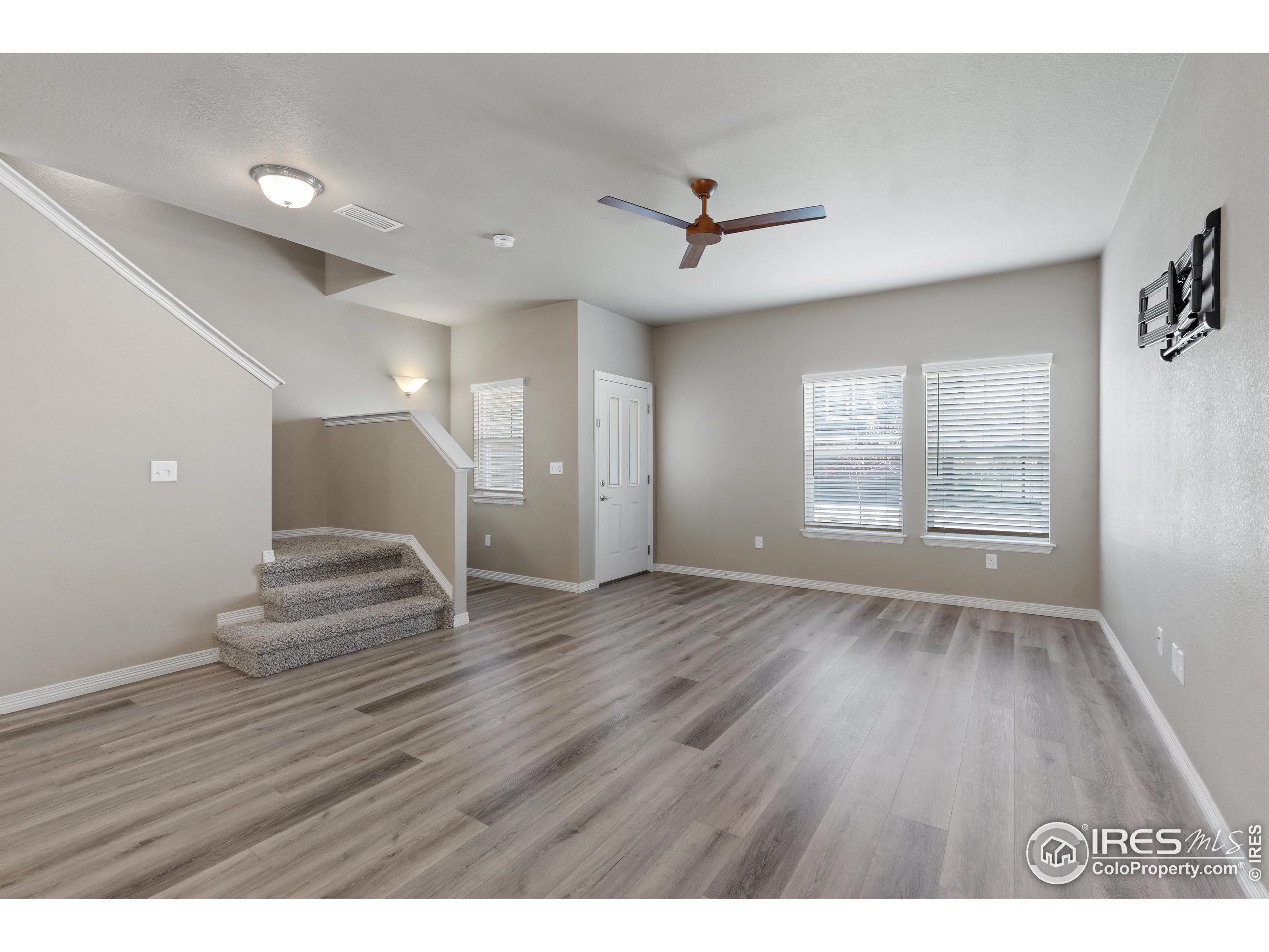 1686 Grand Ave Unit: 3