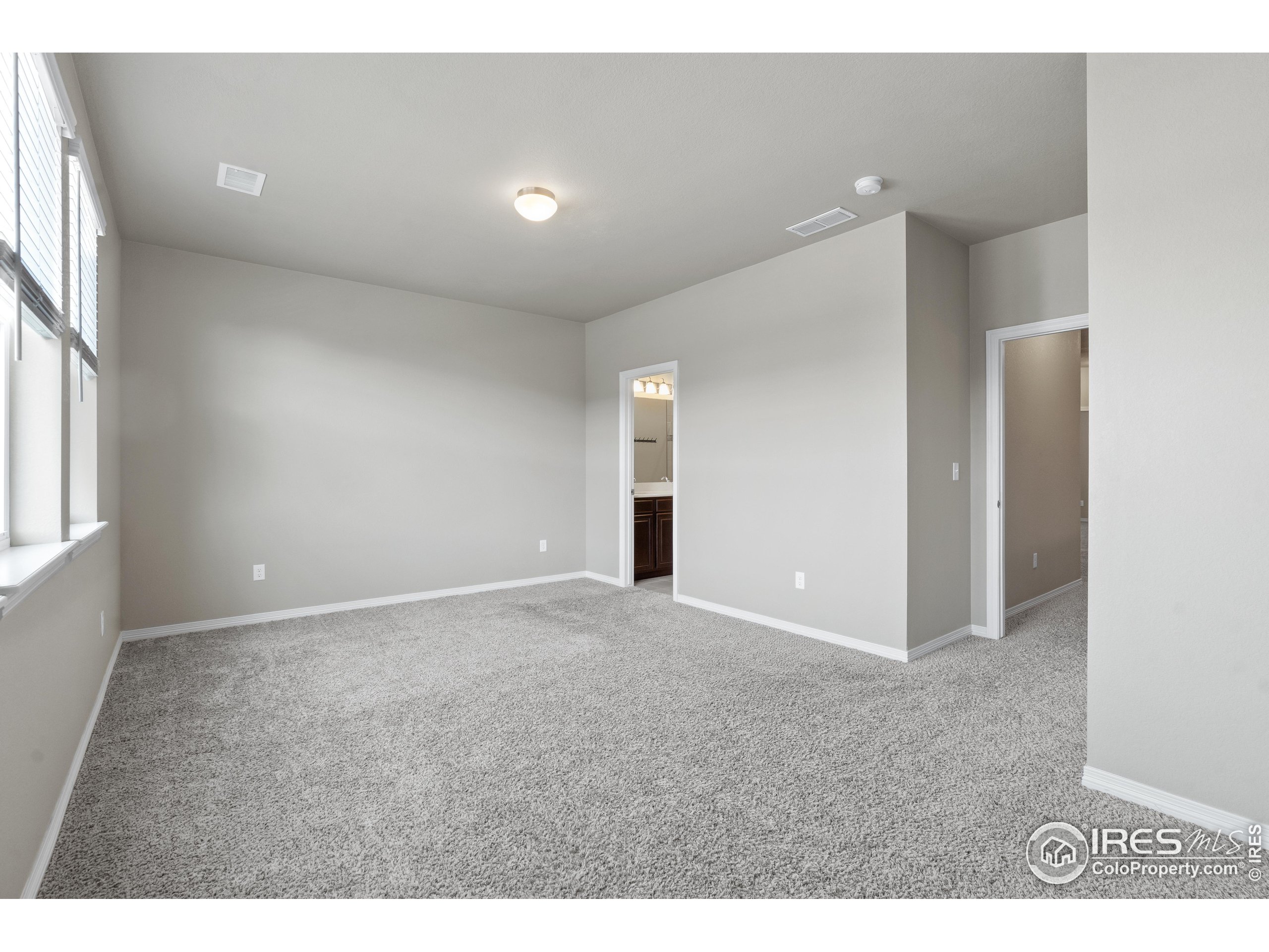 1686 Grand Ave Unit: 3