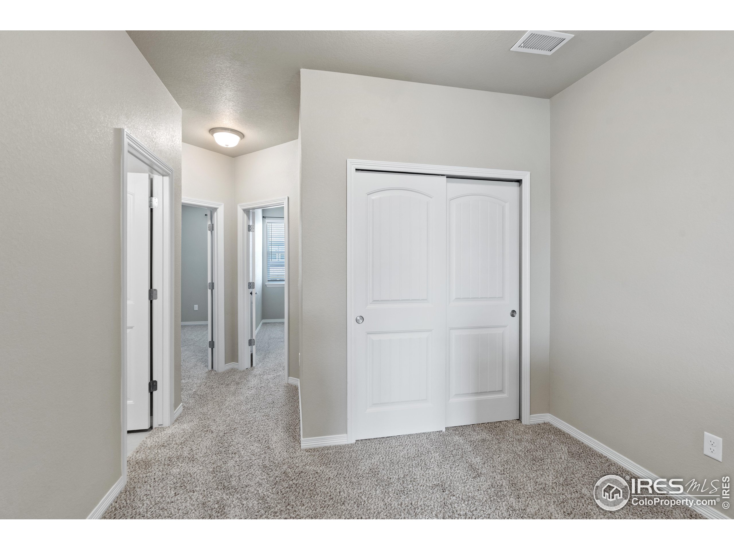 1686 Grand Ave Unit: 3