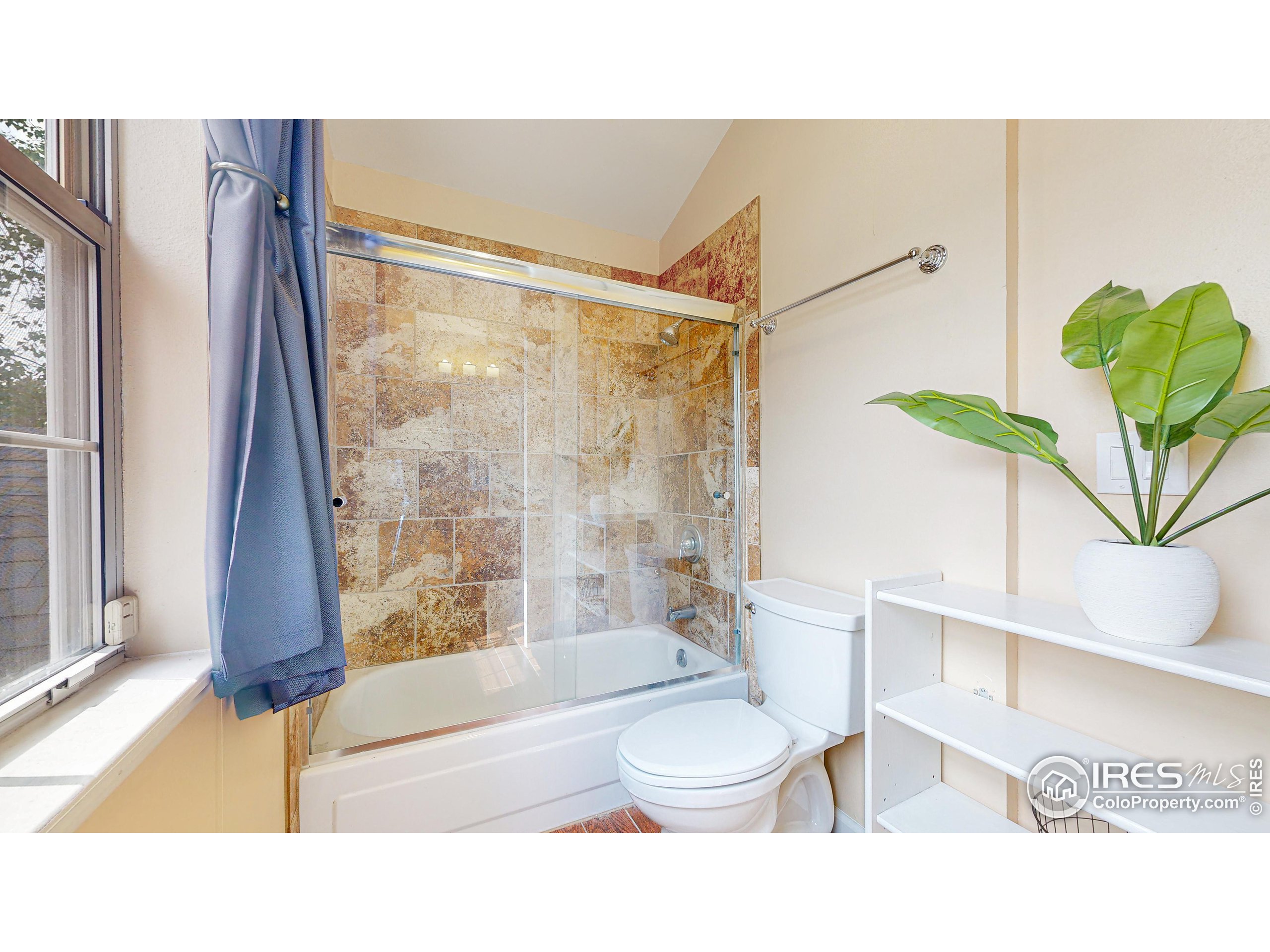 3565 Windmill Dr Unit: A-1