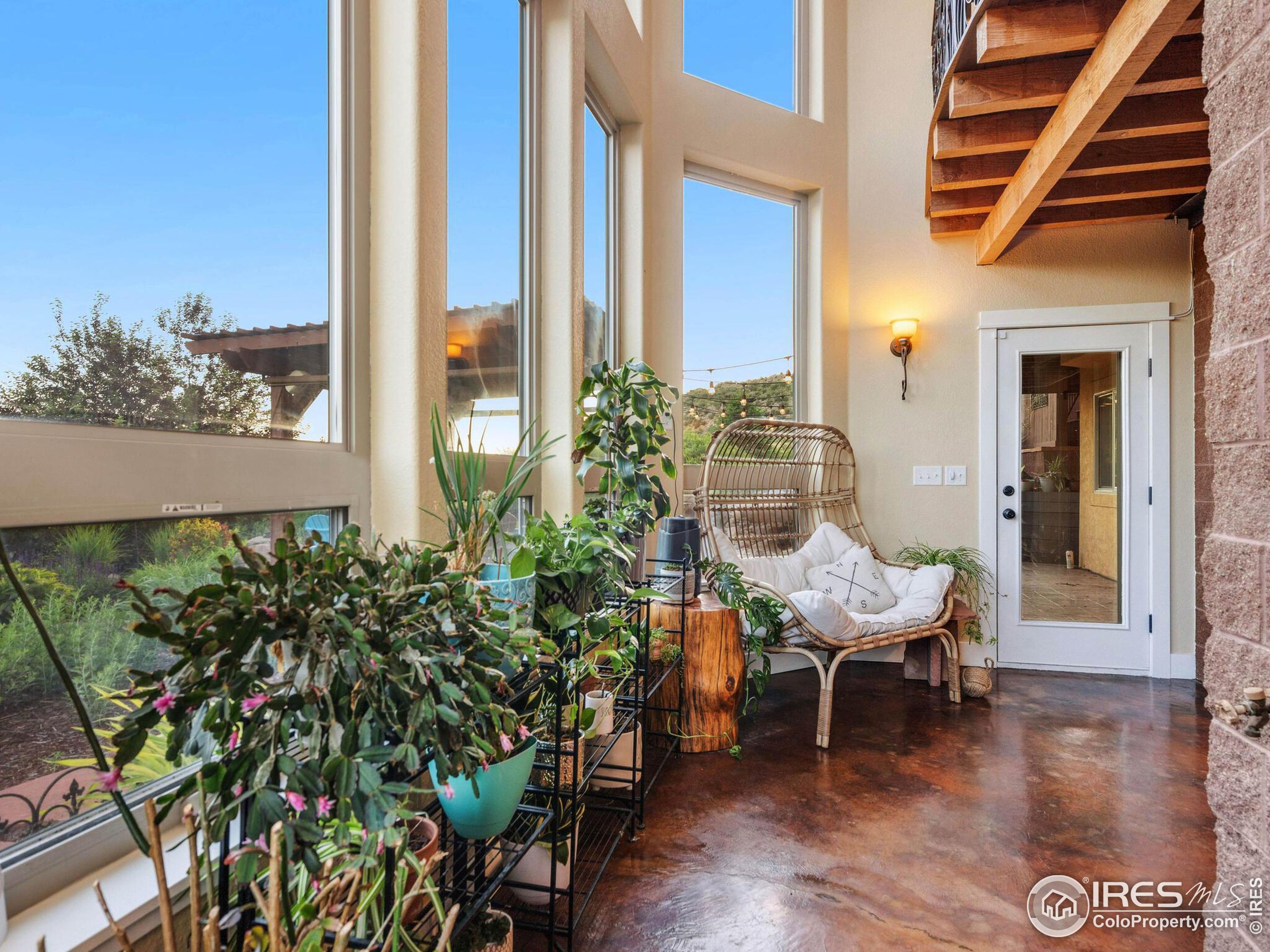 882 W County Road 74e