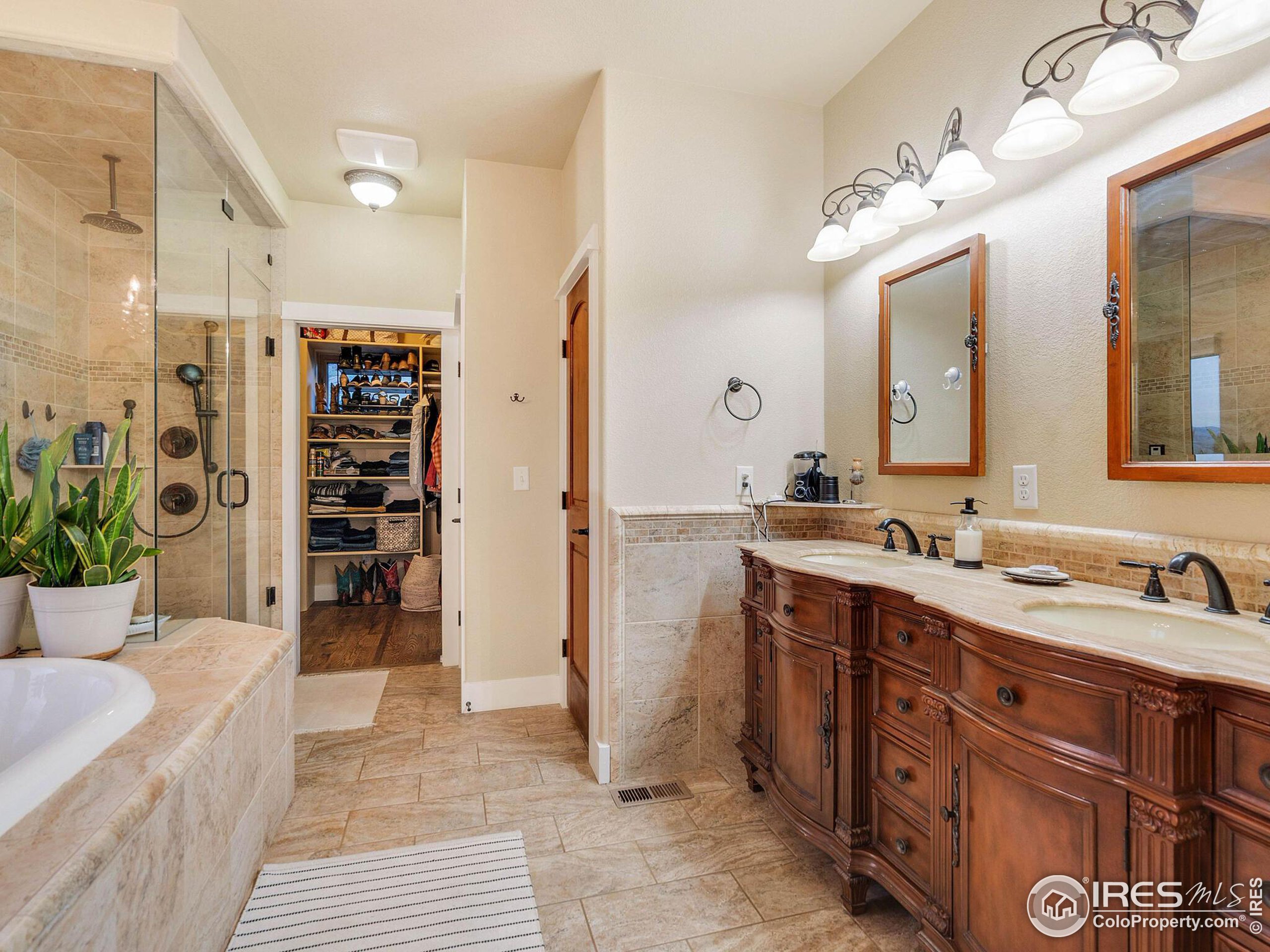 882 W County Road 74e