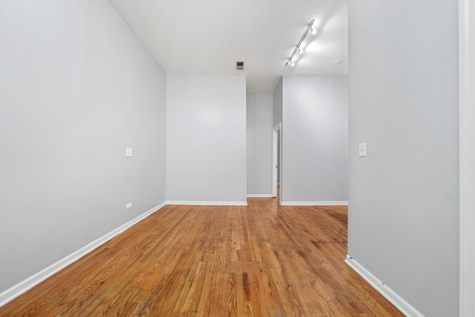 306 S Halsted Street Unit: 3N