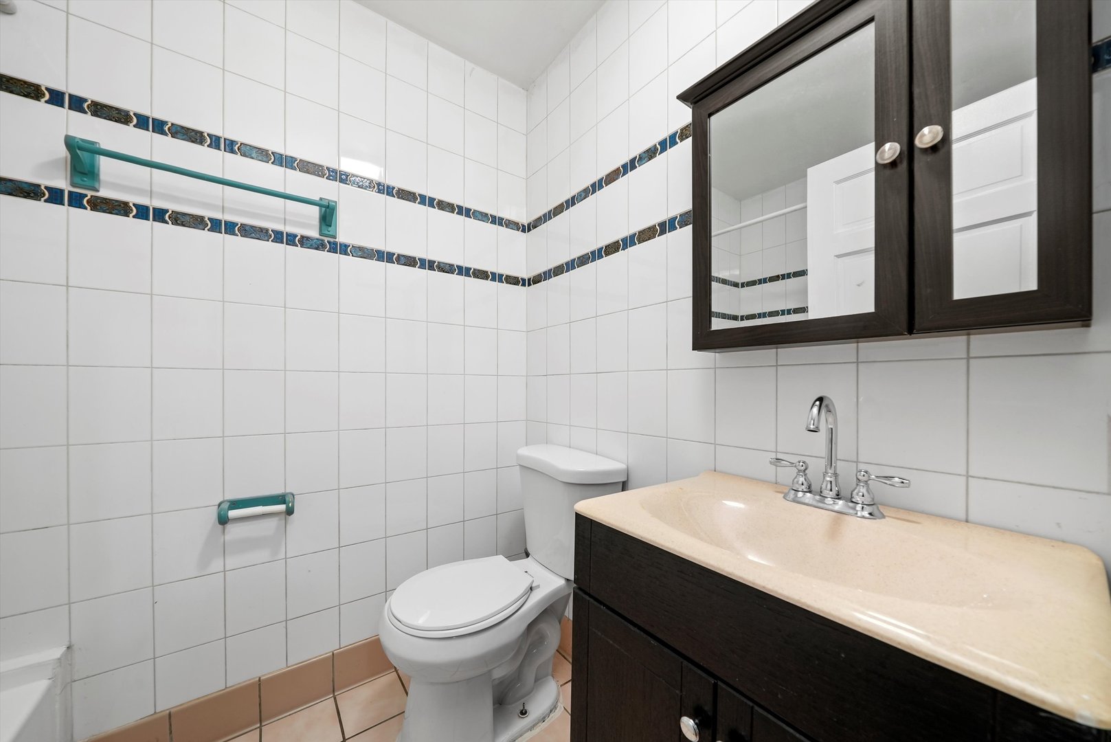 306 S Halsted Street Unit: 3N