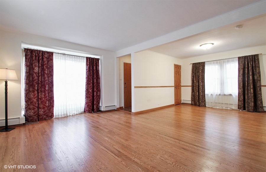 7436 W Carmen Avenue