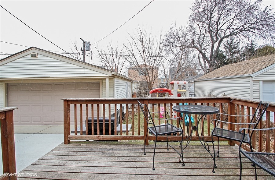 7436 W Carmen Avenue