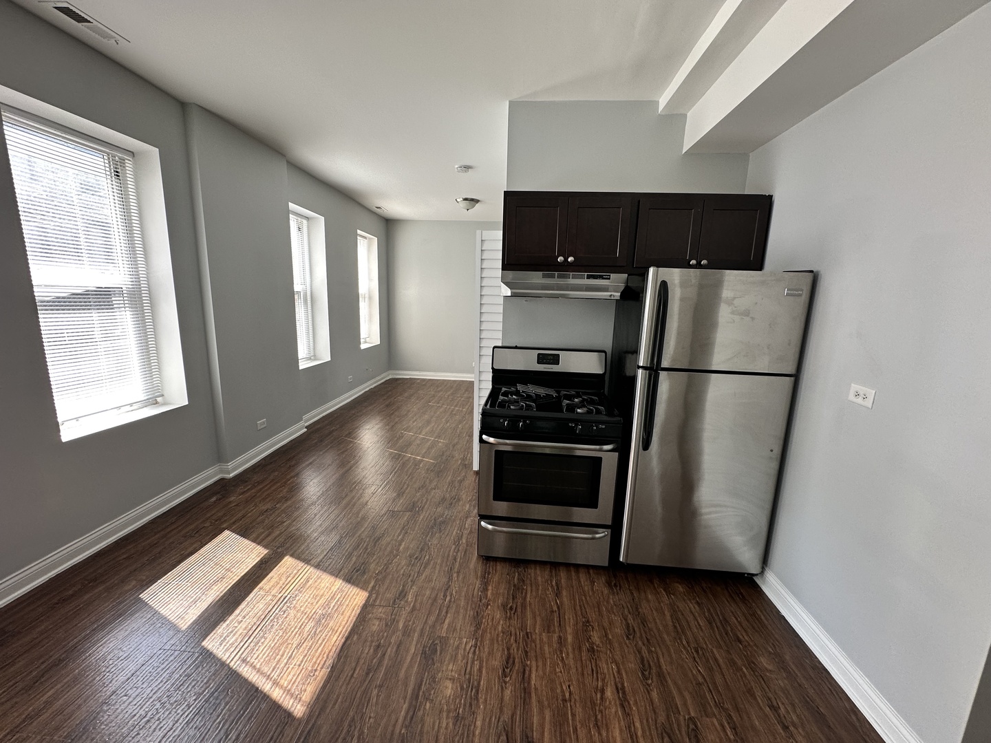 1616 W 18th Place Unit: 5