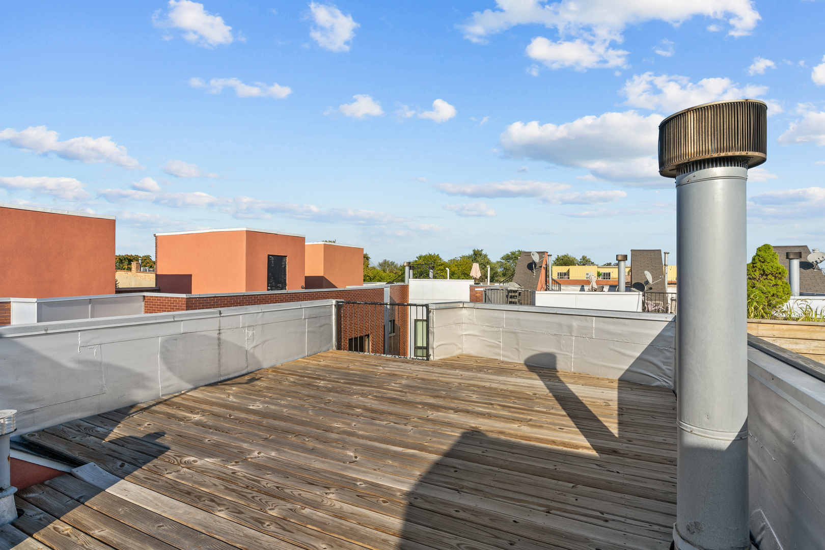 2330 W Armitage Avenue Unit: H