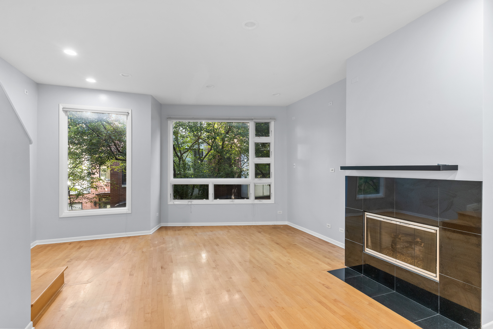 2330 W Armitage Avenue Unit: H