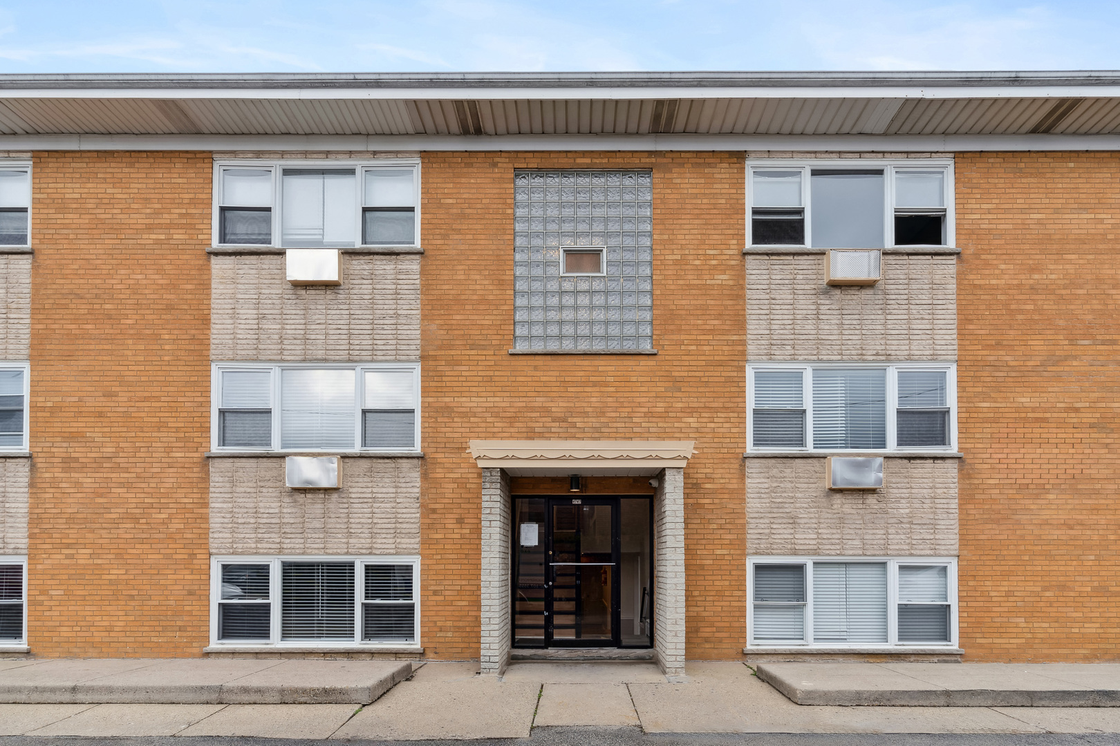 4747 N Ronald Street Unit: 1D