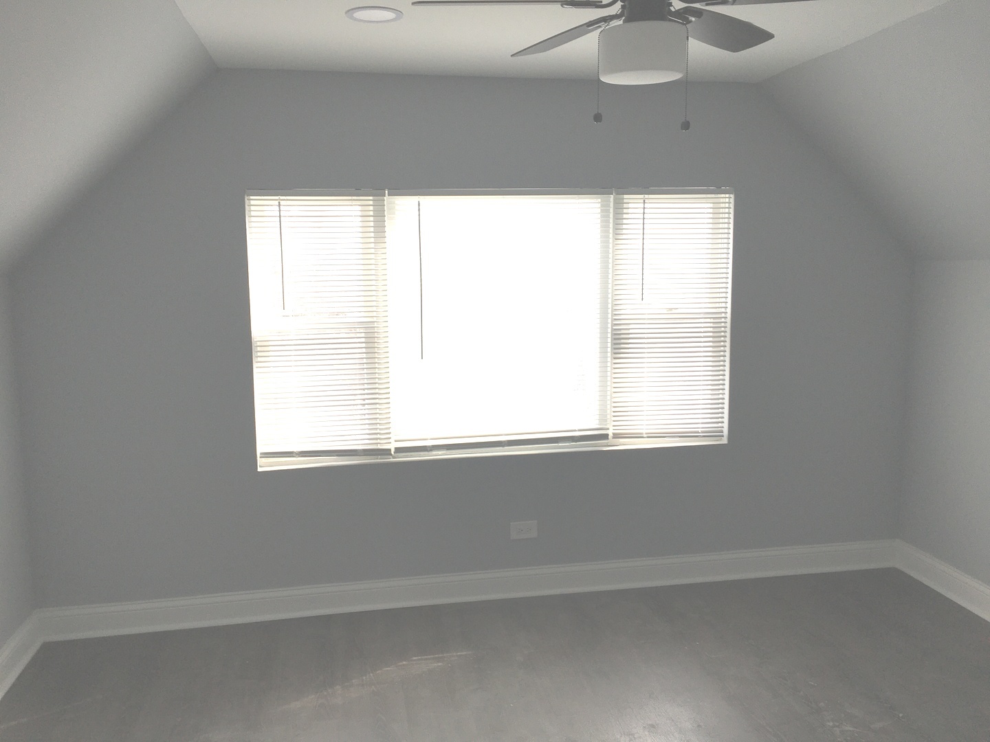 4610 N Karlov Avenue Unit: 1