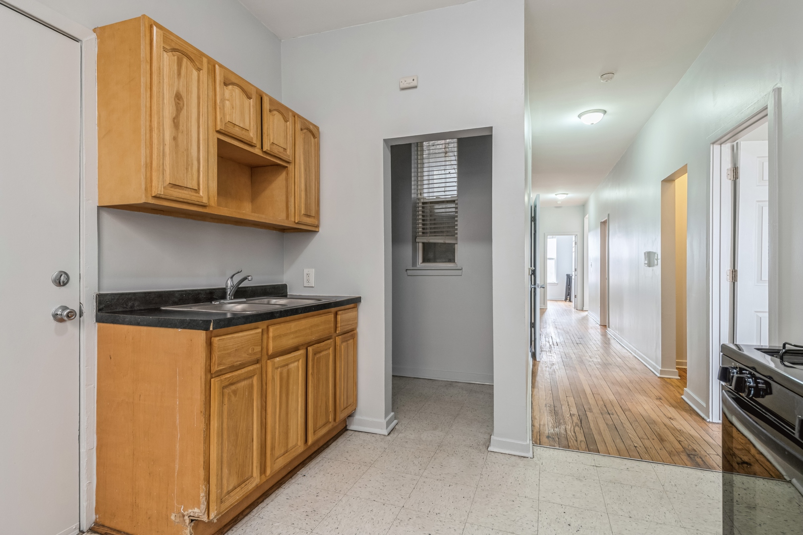 3204 W Fulton Boulevard Unit: 3