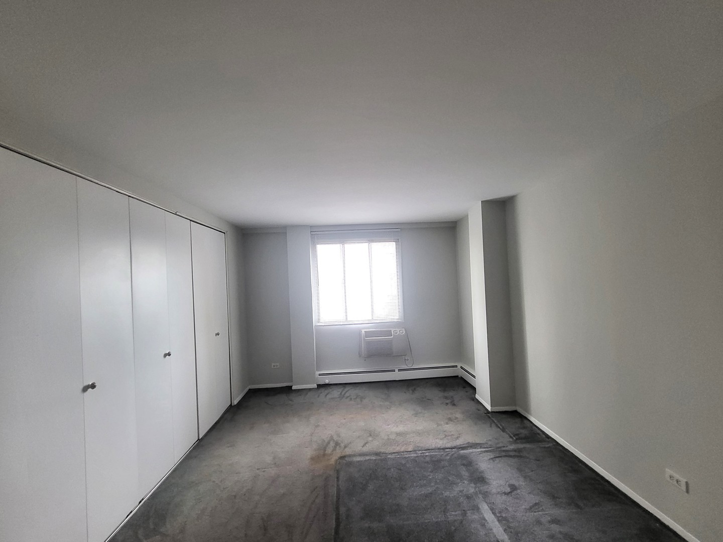 6300 N Sheridan Road Unit: 406