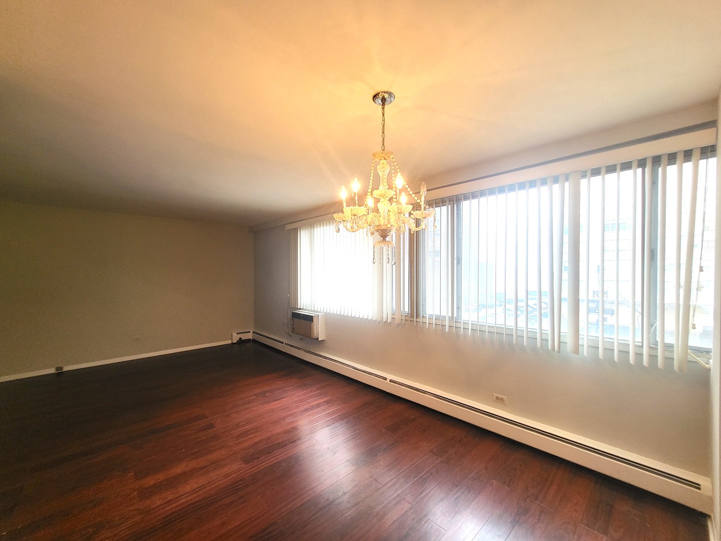 6300 N Sheridan Road Unit: 406