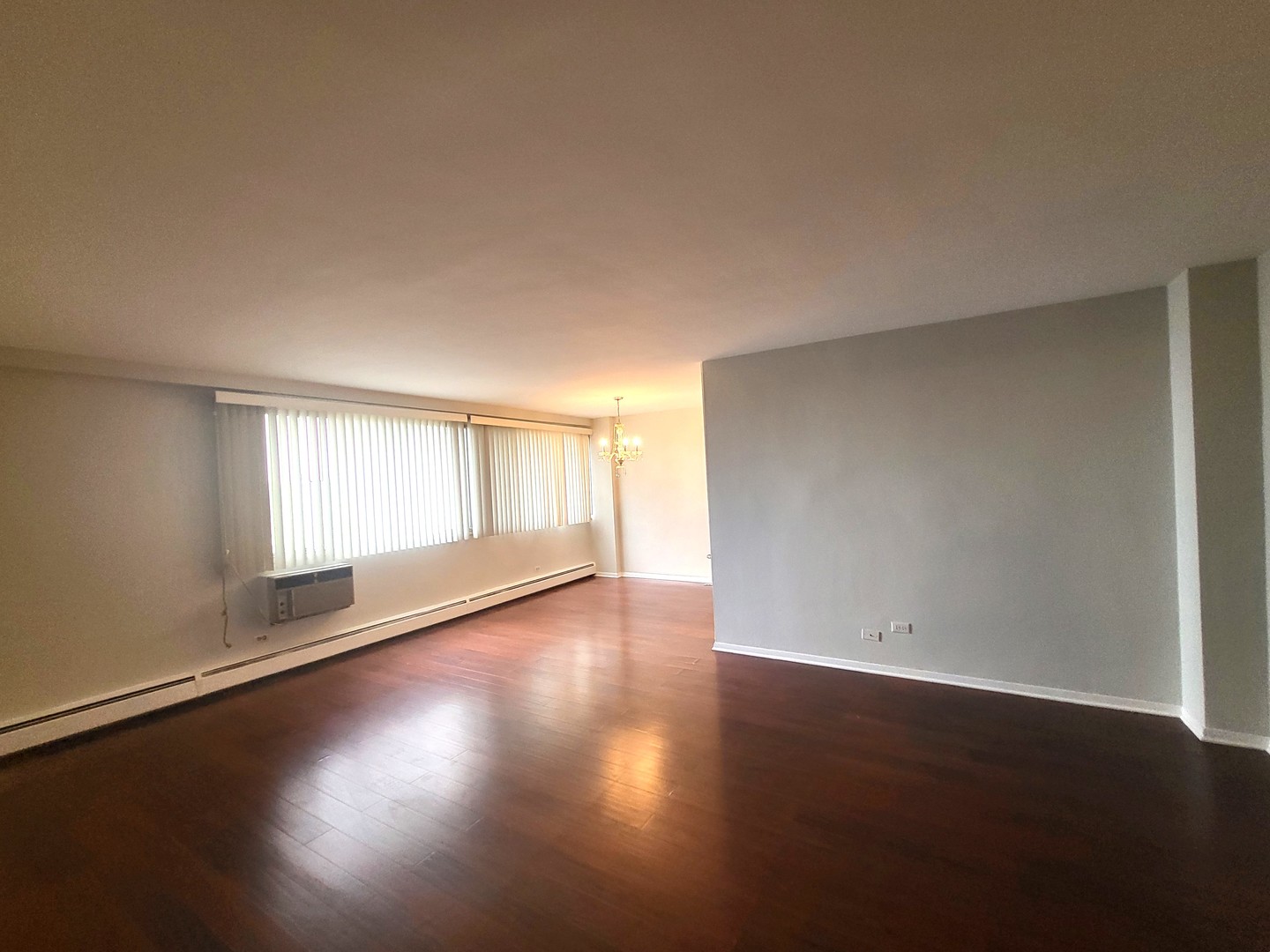 6300 N Sheridan Road Unit: 406